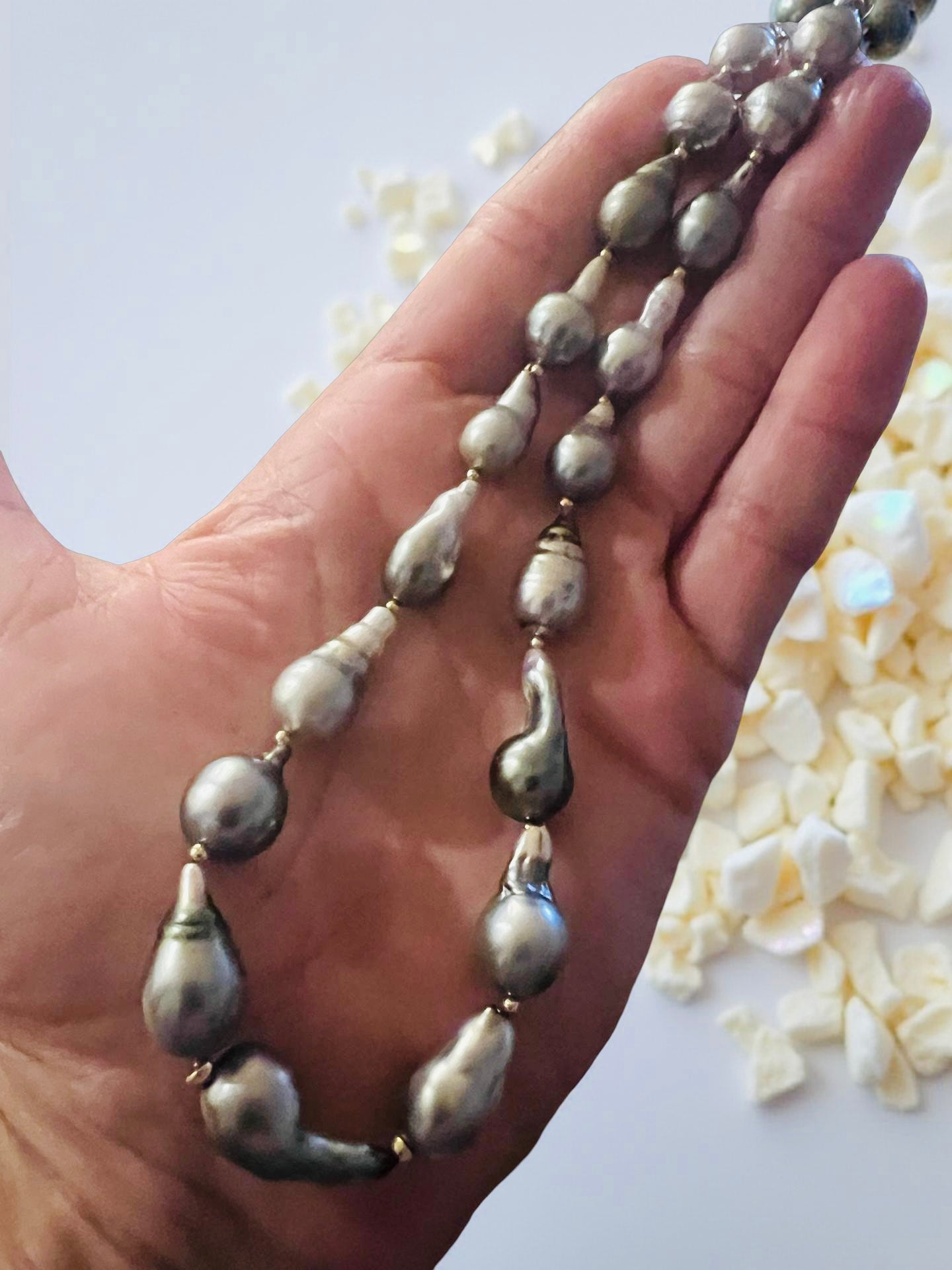 Baroque Tahitian Strand