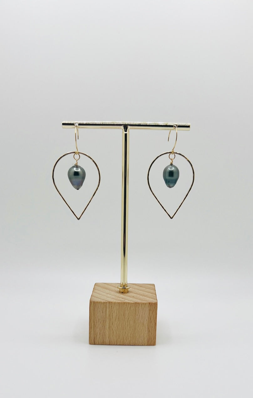 Tahitian Teardrop Earrings