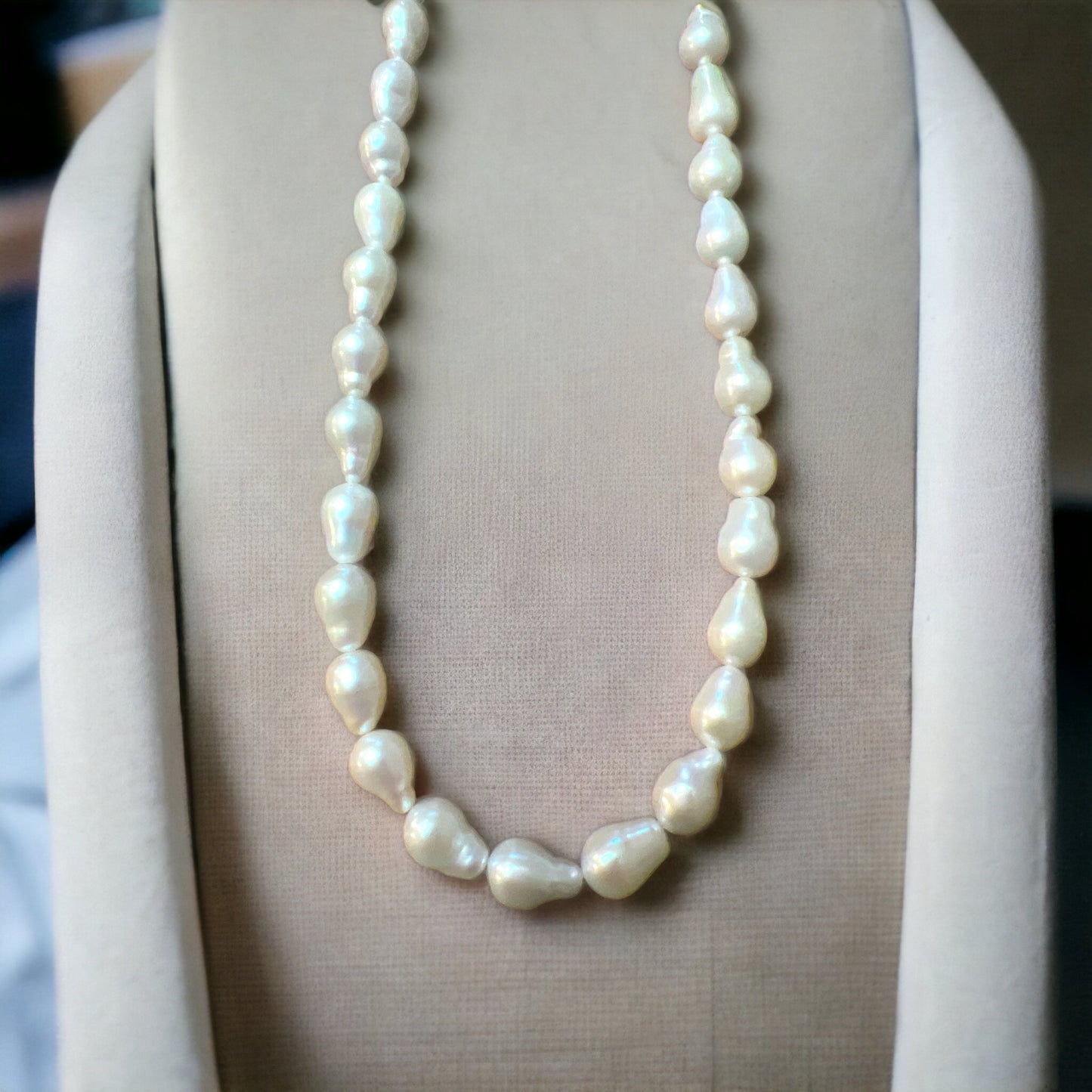 Edison Teardrop Necklace