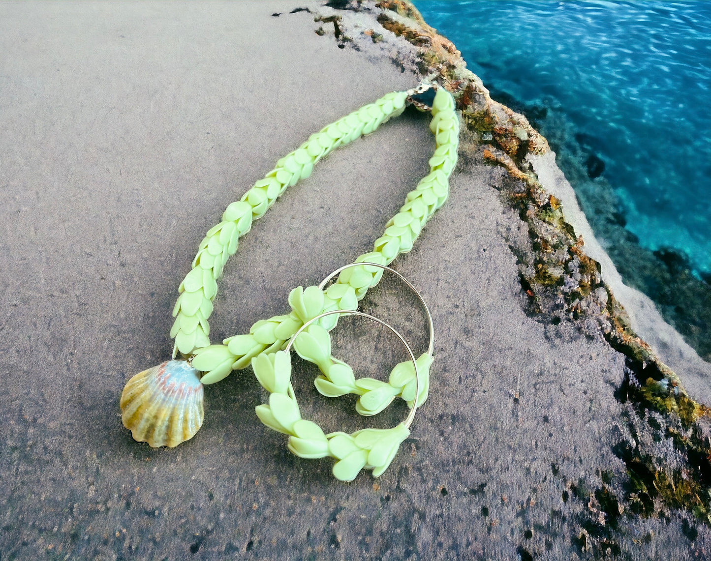 Pakalana Hoop Earrings
