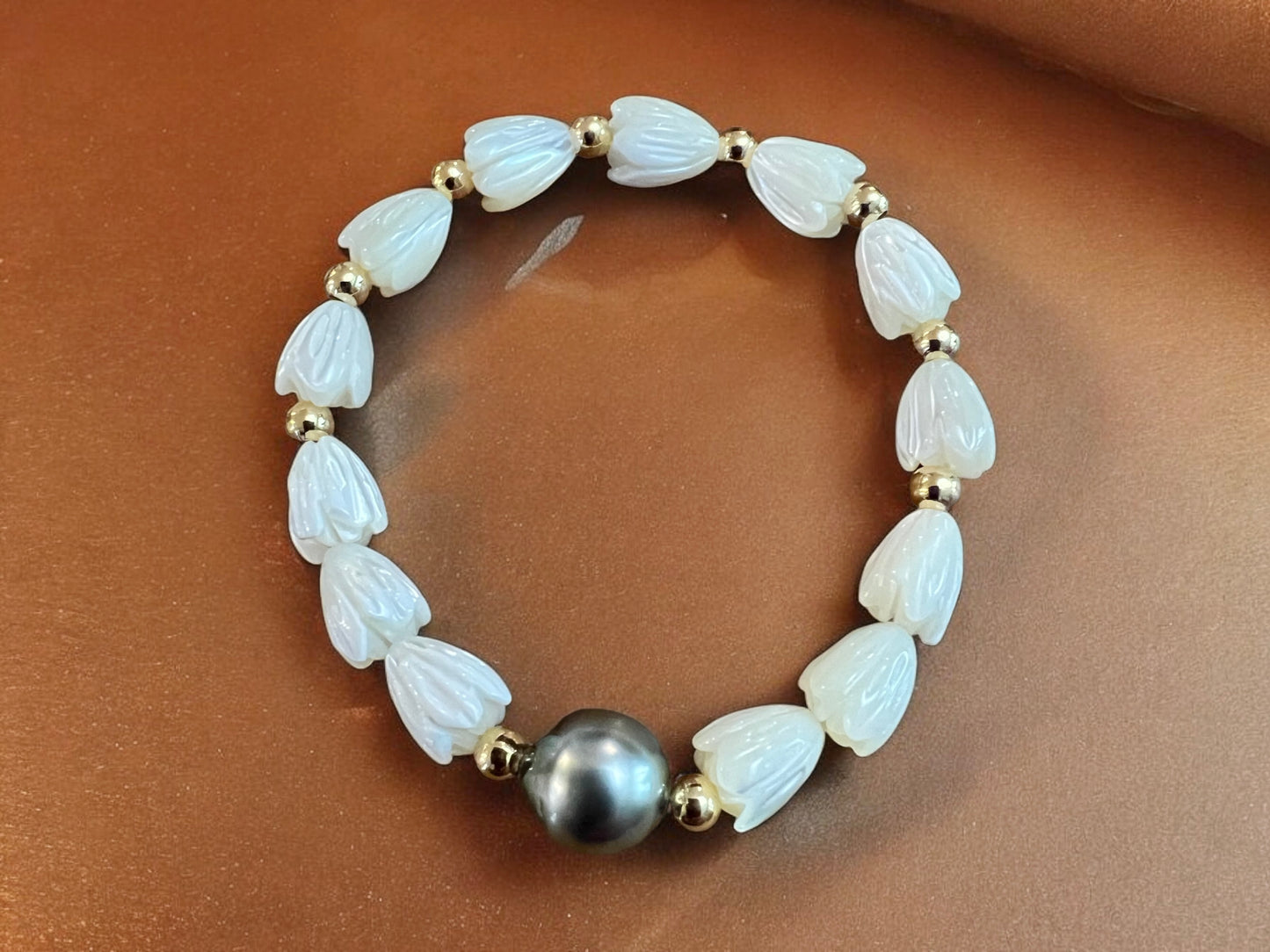 Tahitian Pikake Stretch Bracelet