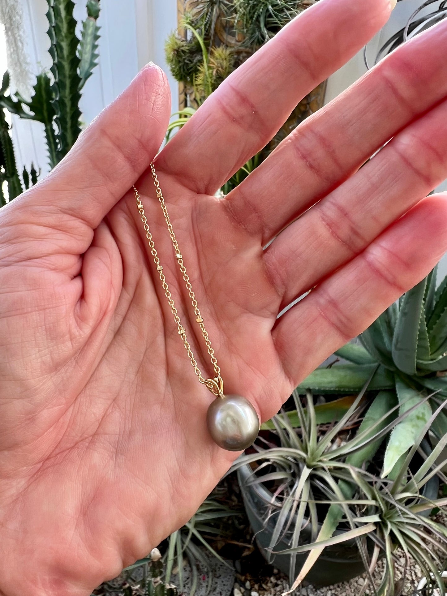 Mahina Pendant