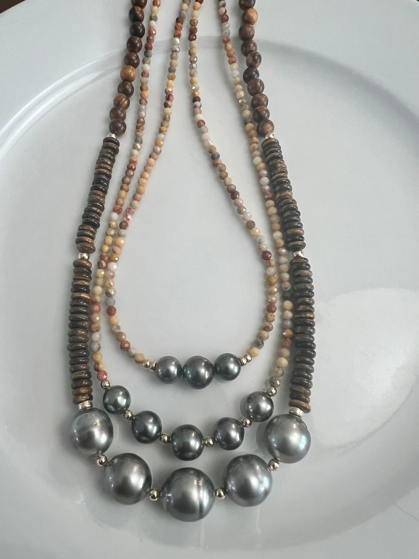 Tiger’s Eye & Tahitian Lei Necklace