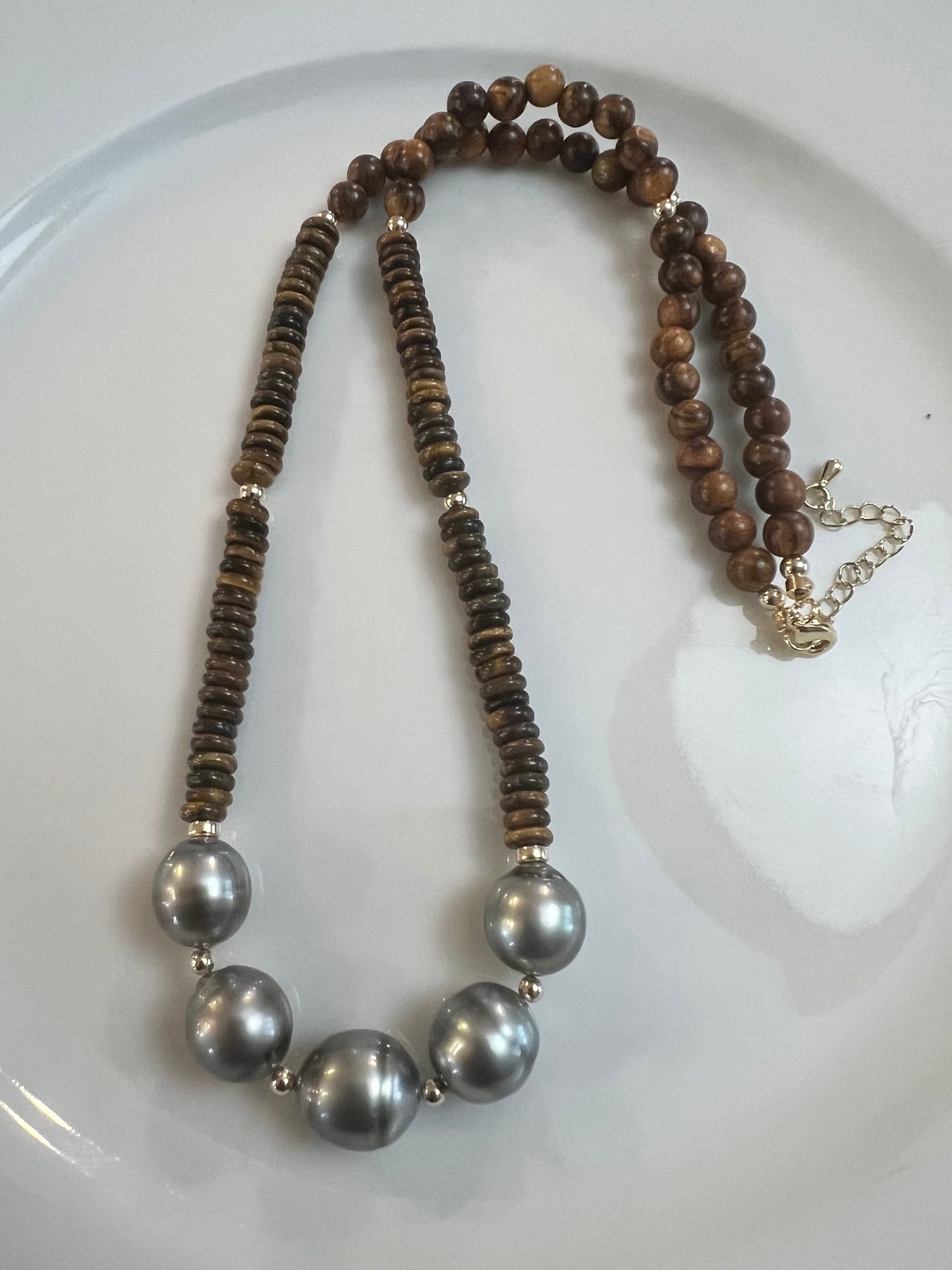 Tiger’s Eye & Tahitian Lei Necklace