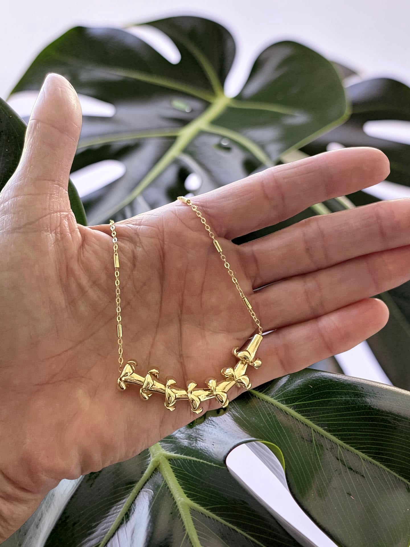 Puakenikeni Chain Necklace