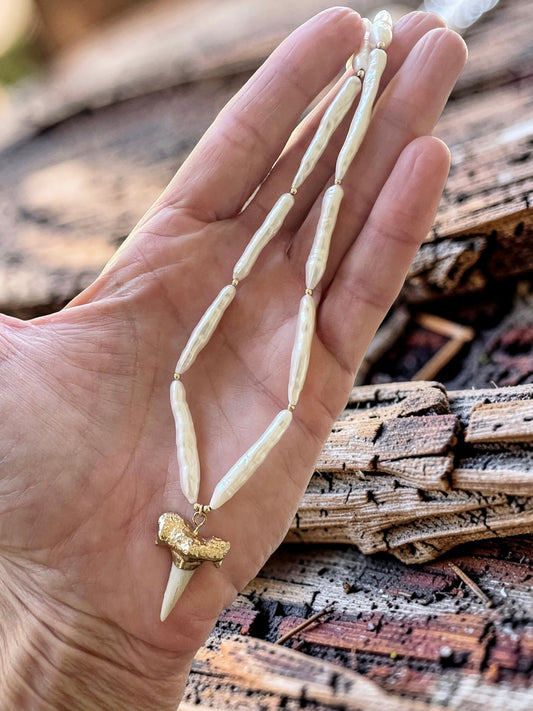 Niuhi Necklace