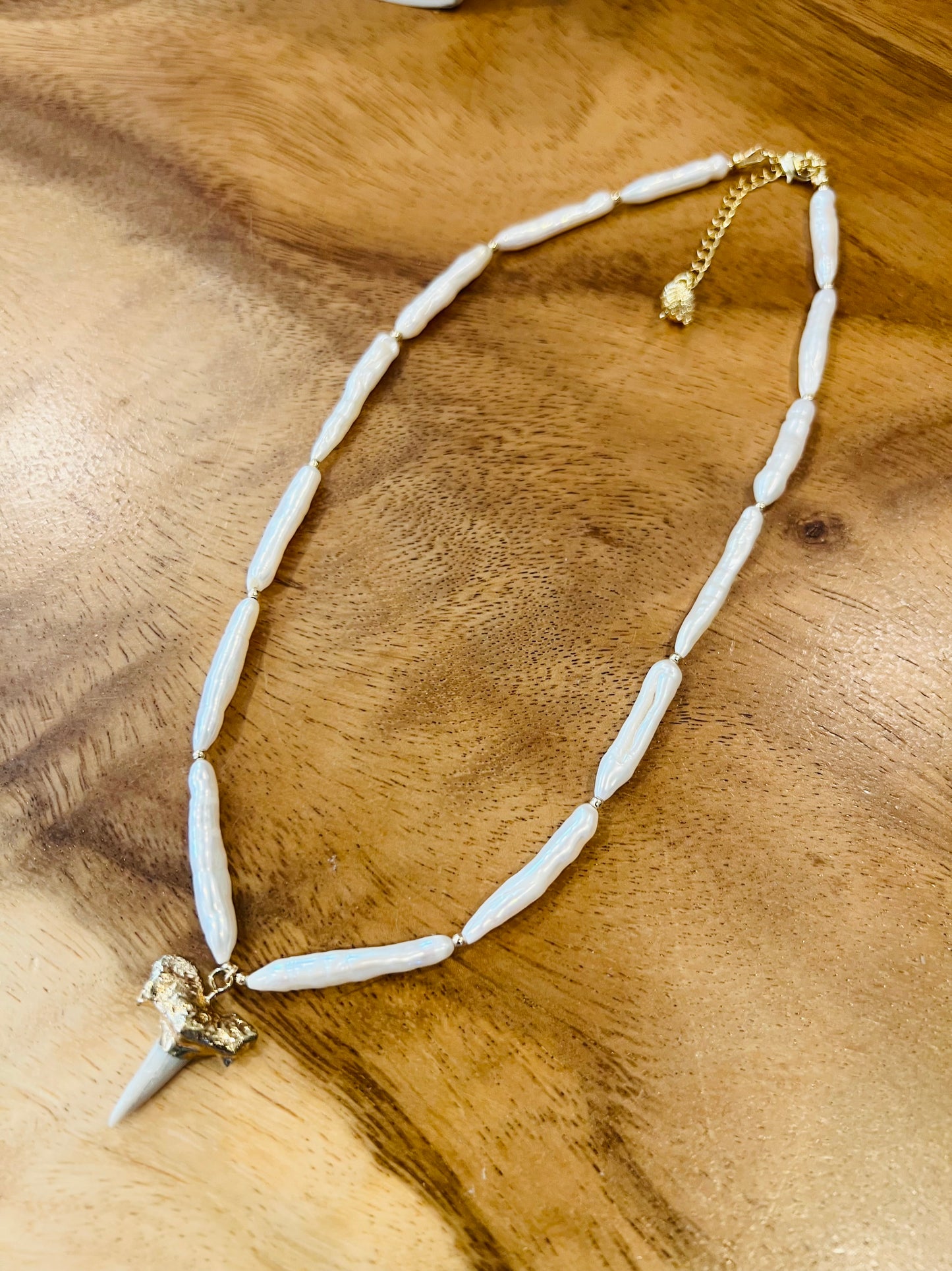 Niuhi Necklace