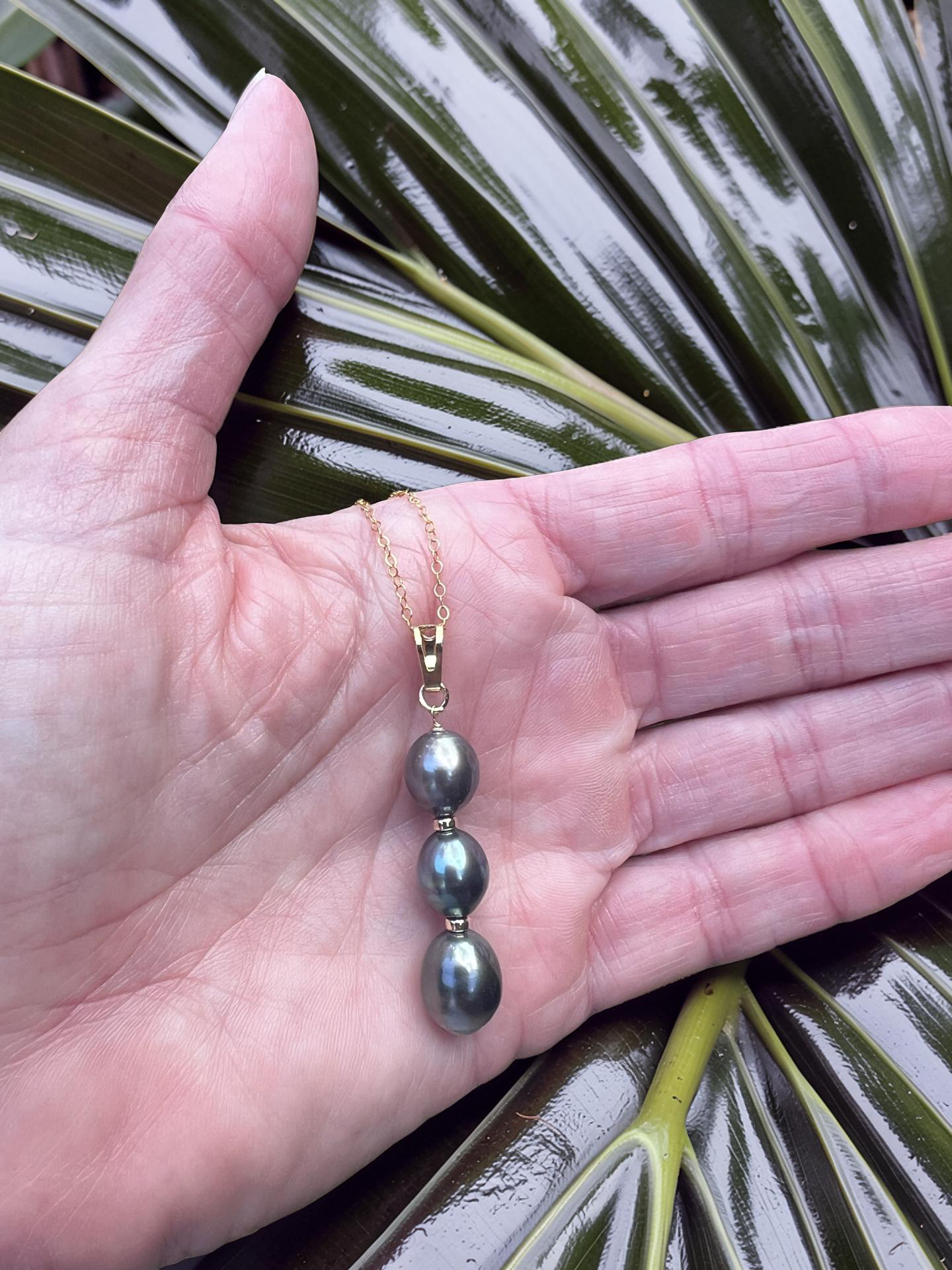 Three Tahitian Pendant
