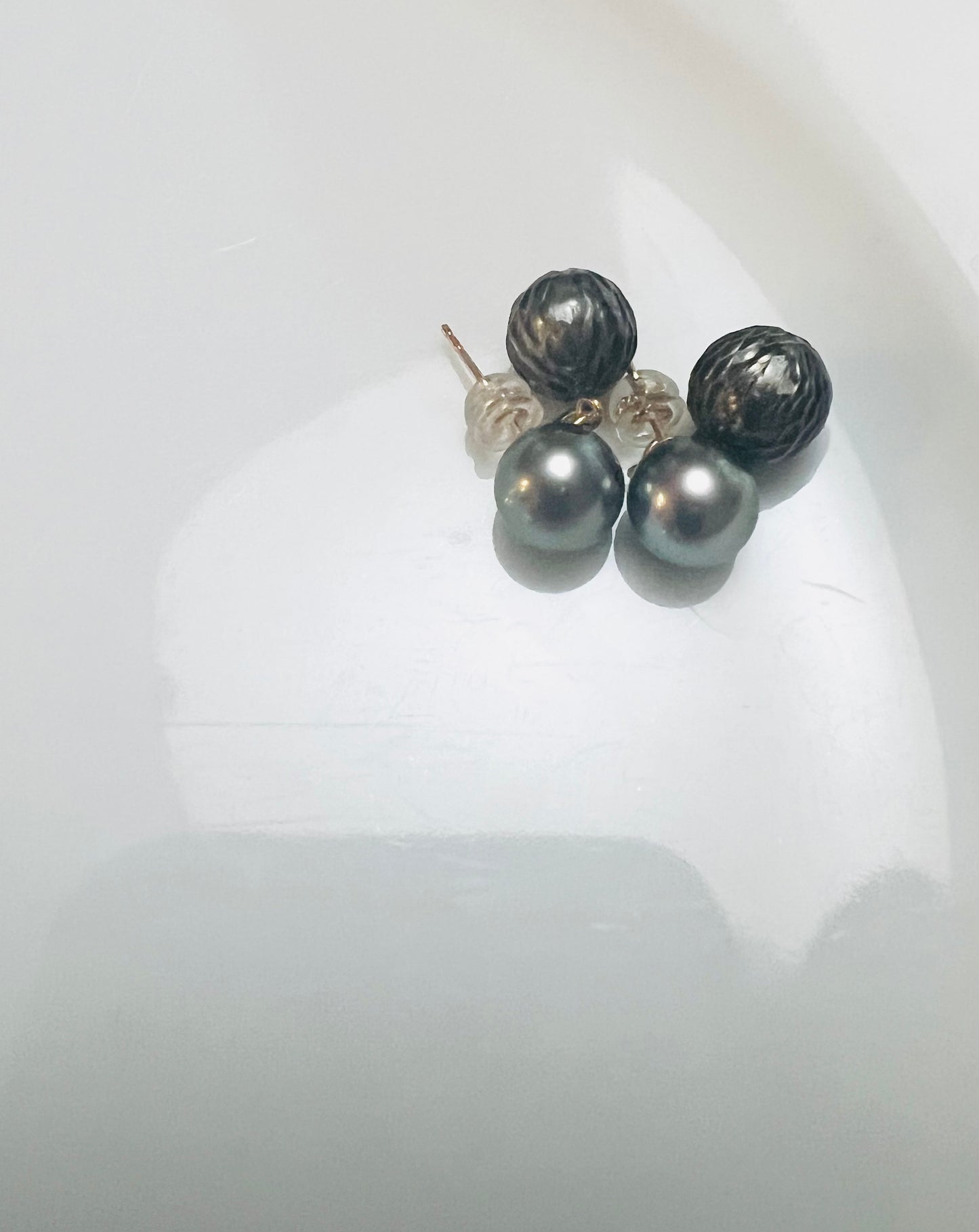 Double Tahitian Stud Earrings