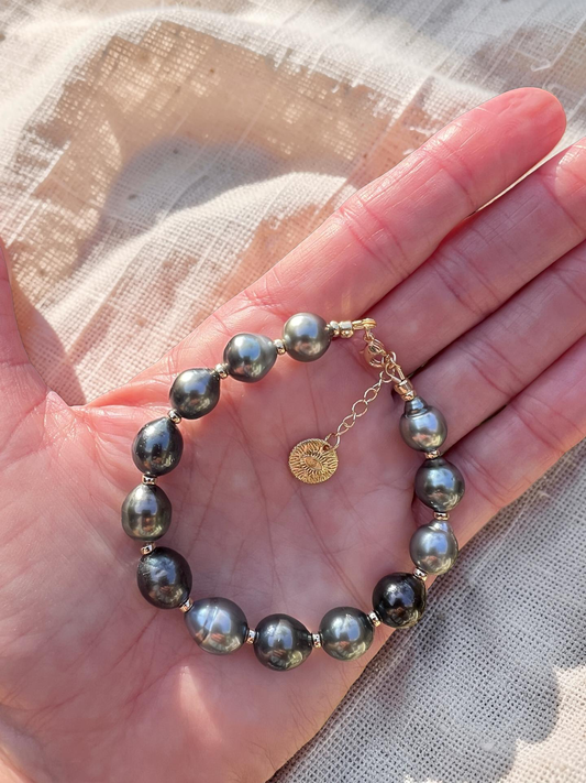 Moody Blues Tahitian Pearl Bracelet