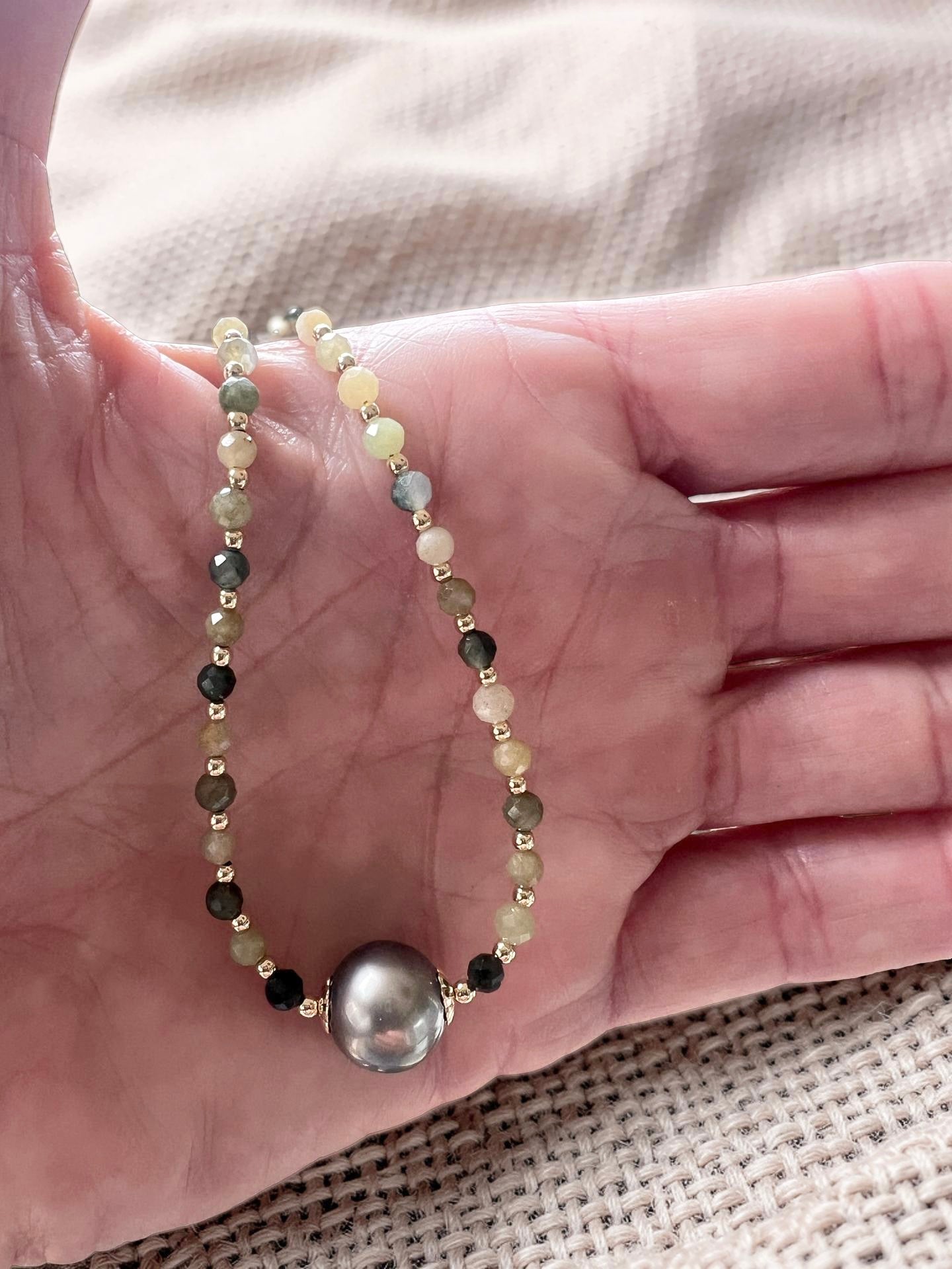 Tahitian & Jade Solitaire