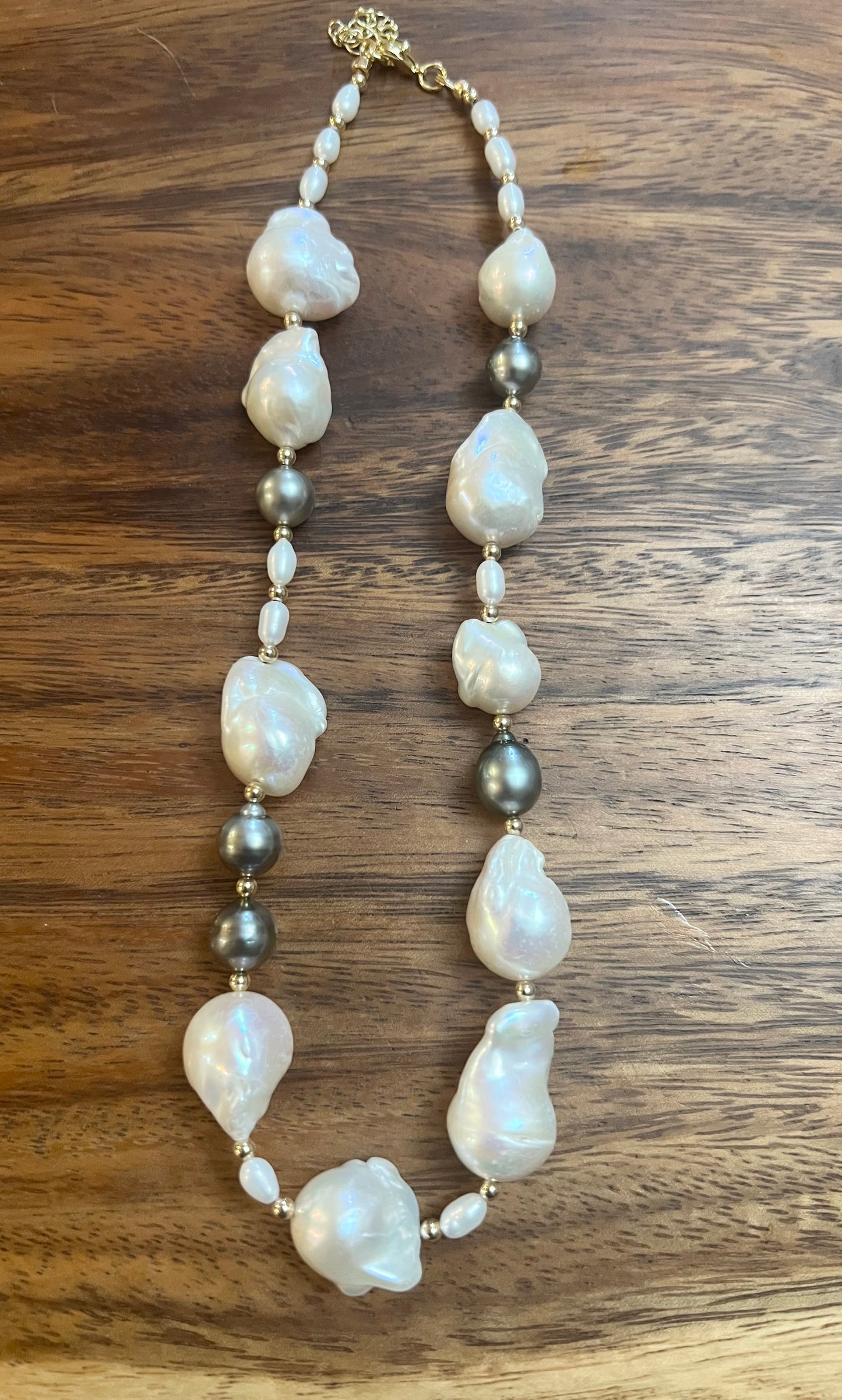 Mixed Pearl Necklace