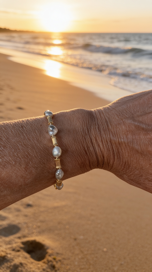 All Hail the Queen Bracelet - Keshi