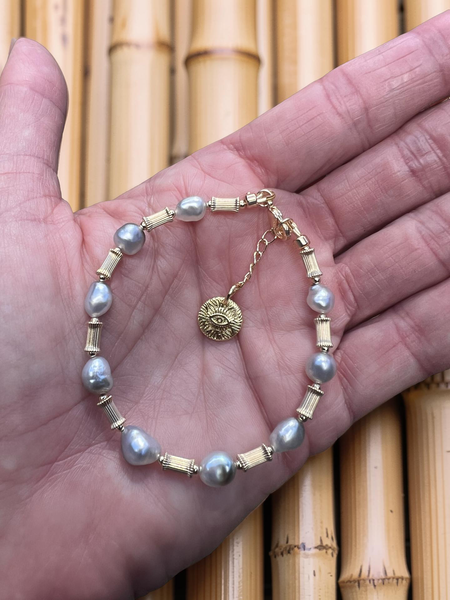 All Hail the Queen Bracelet - Keshi