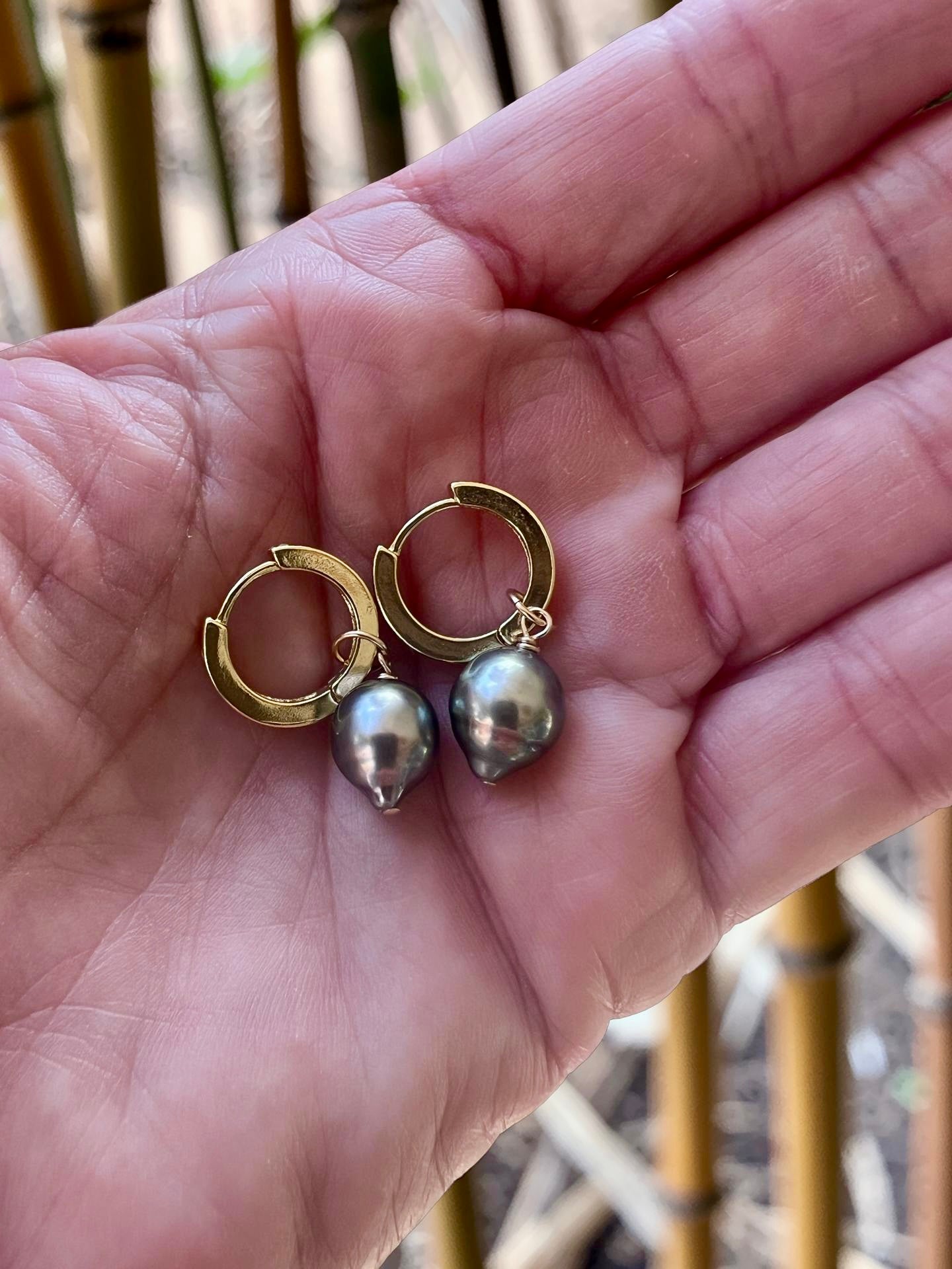 Day Trip Earrings - Black