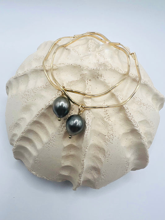 Tahitian Pearl Wavy Hoops