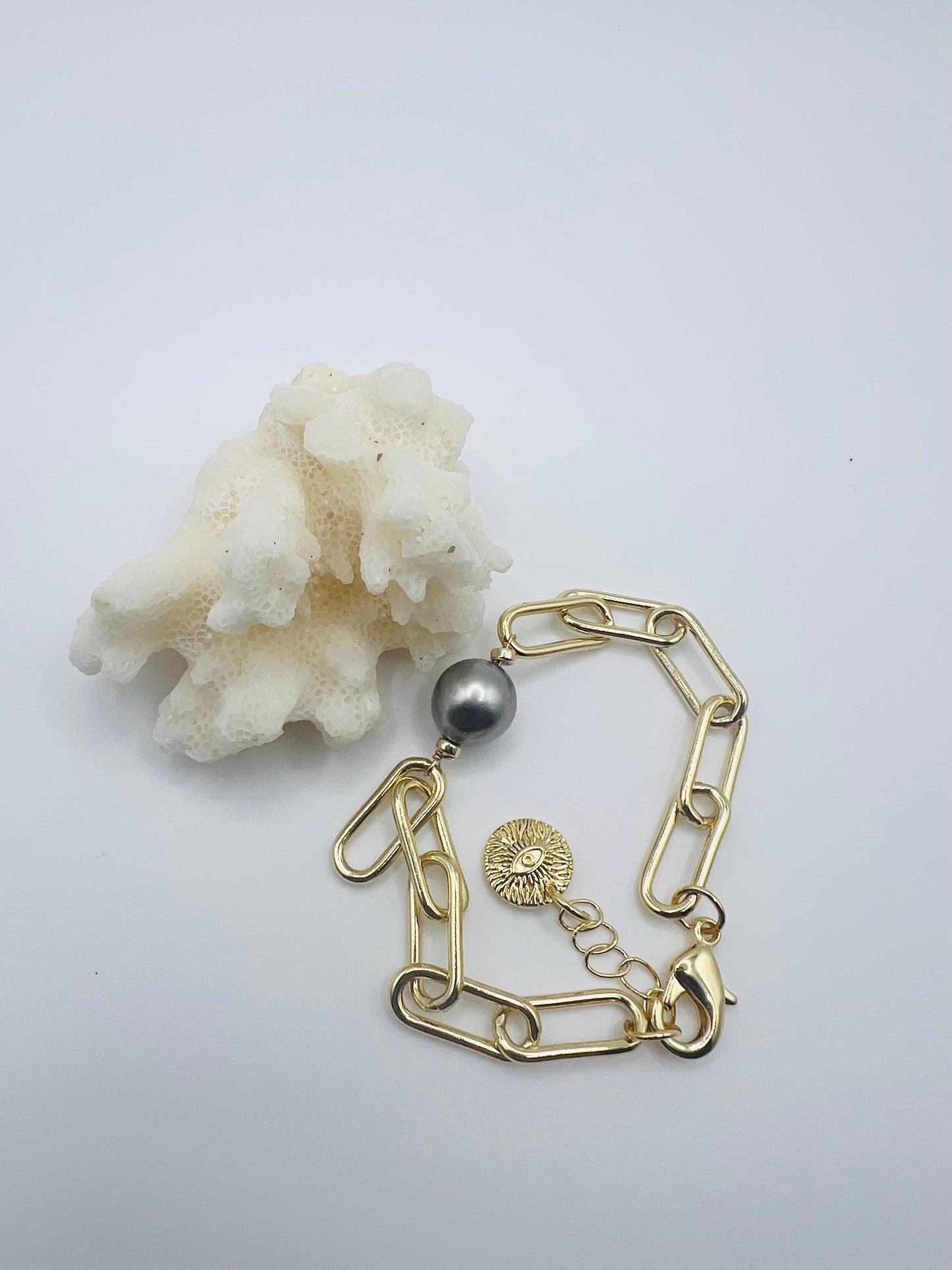 Regal Bracelet