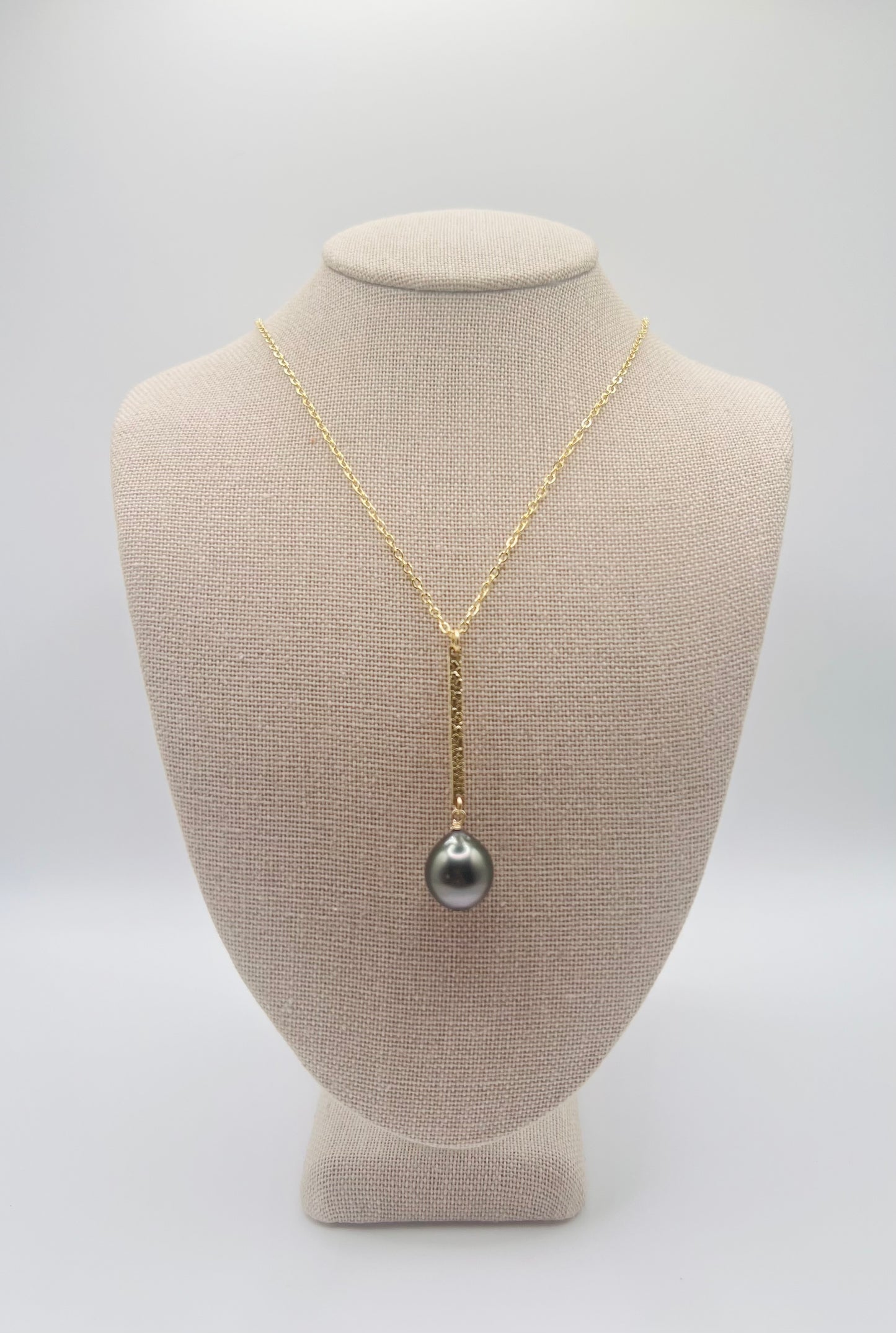 Tahitian Hammered Bar Necklace