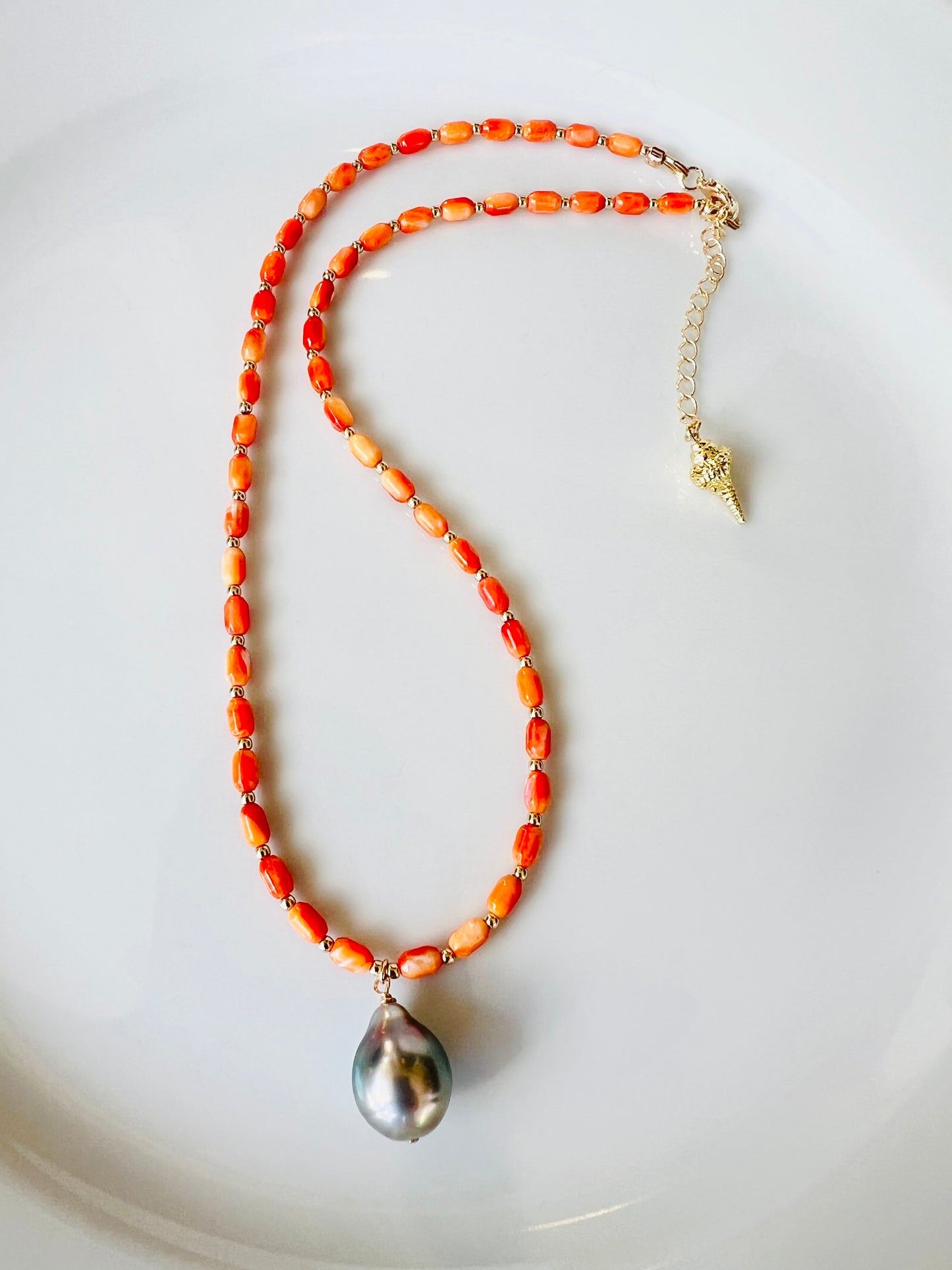 Spiny Oyster Tahitian Pendant Necklace