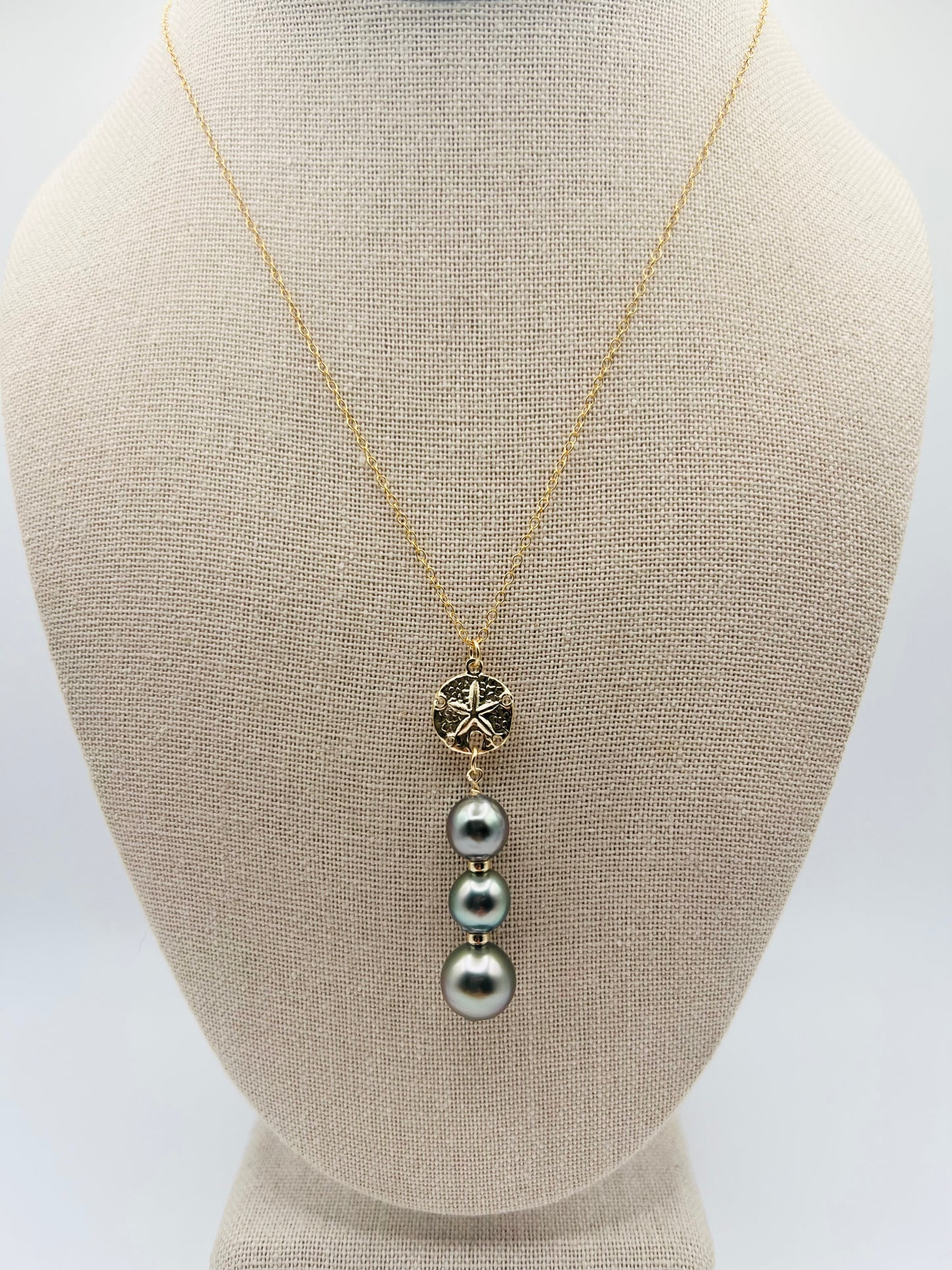 Sand Dollar Pendant Necklace