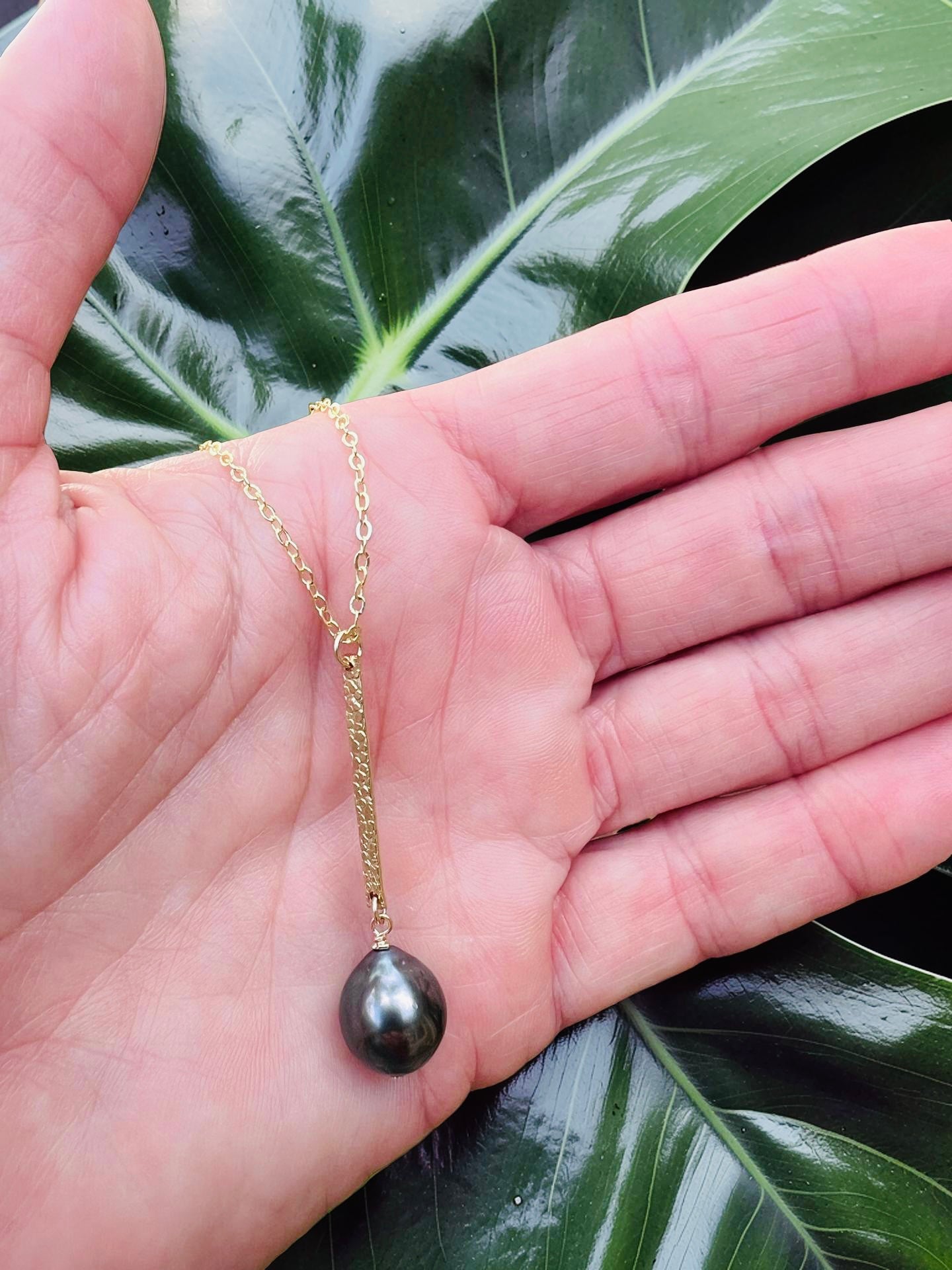 Tahitian Hammered Bar Necklace