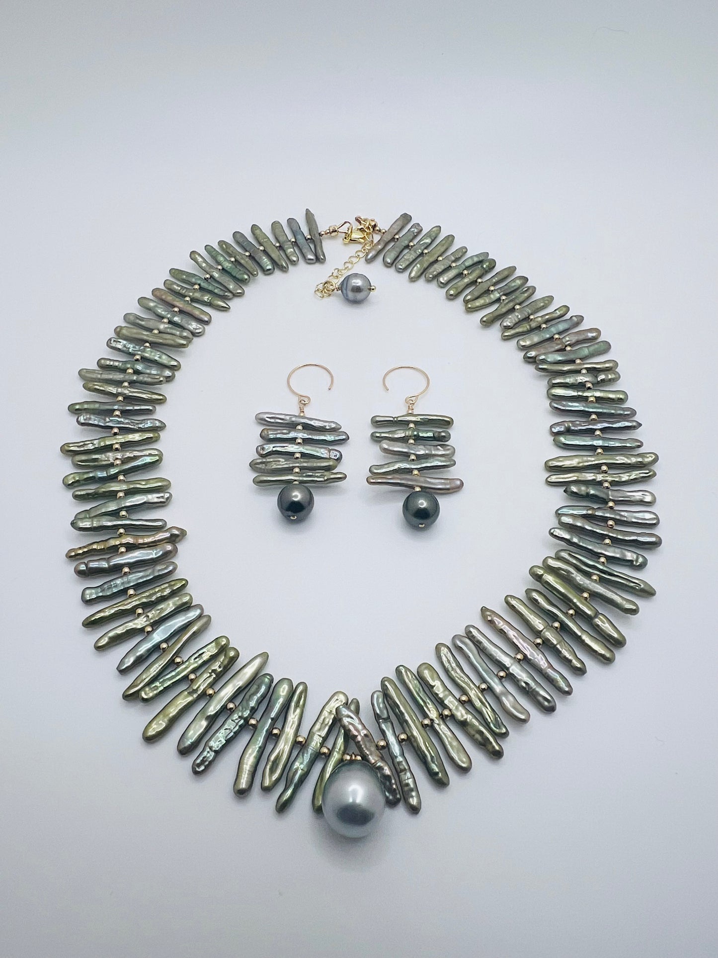 Limu Tahitian Necklace