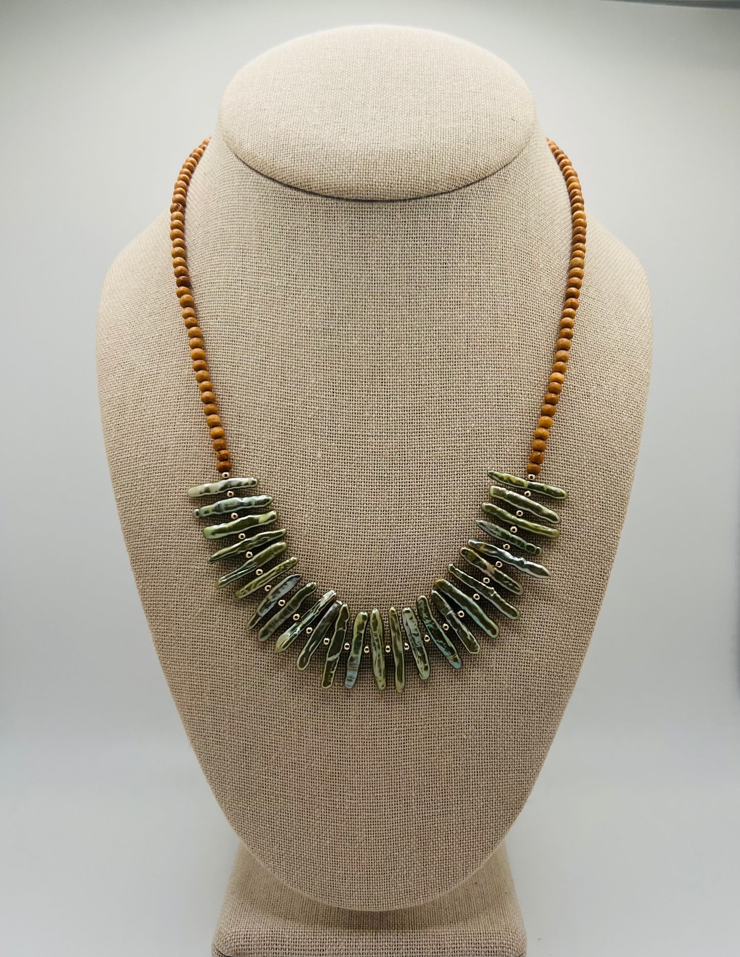 Limu Sandalwood Necklace