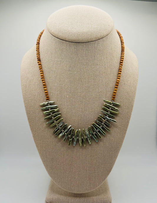 Limu Sandalwood Necklace