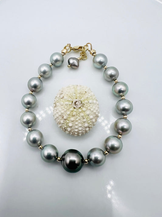 Centerpiece Tahitian Bracelet