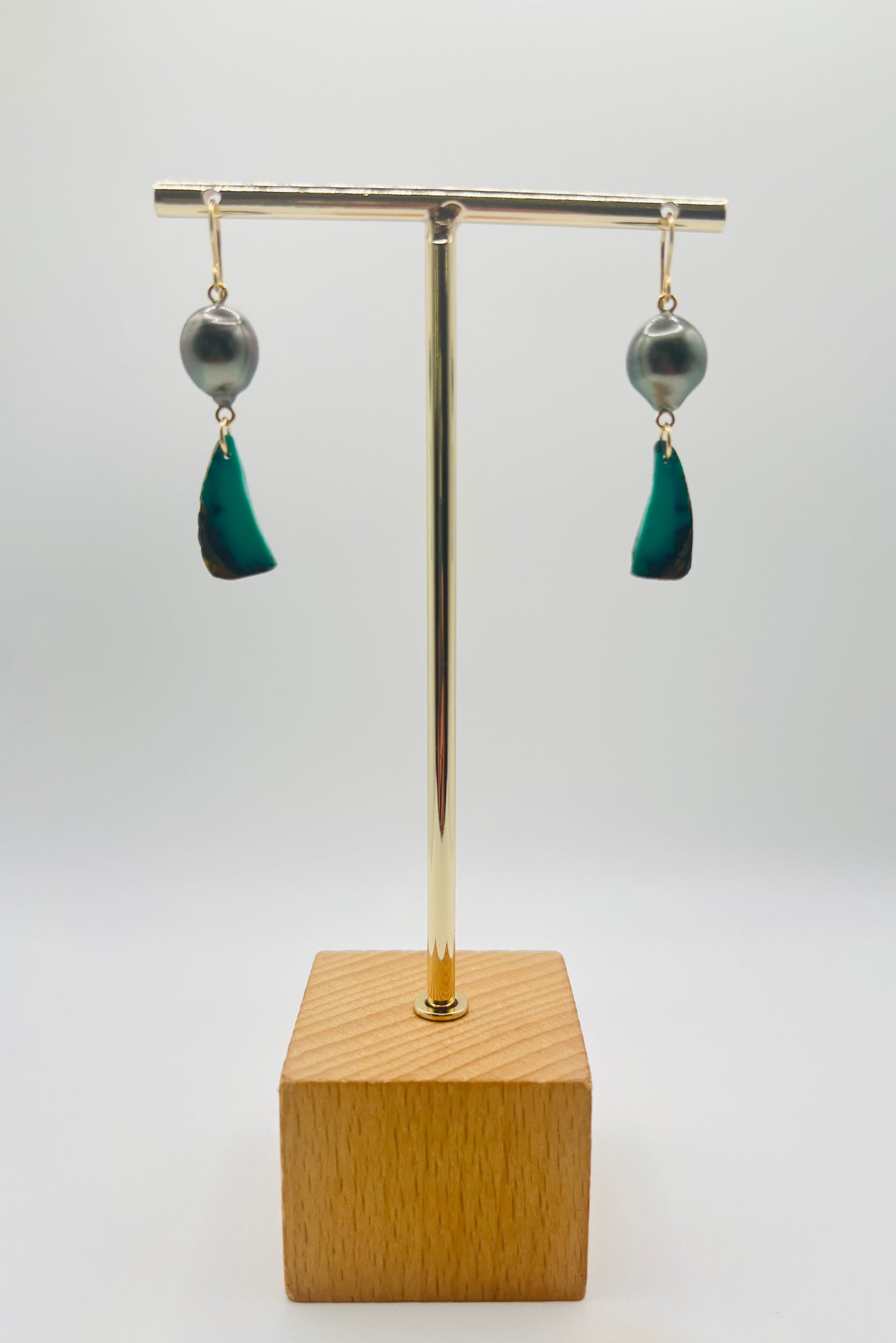 Turquoise Slice & Tahitian Earrings