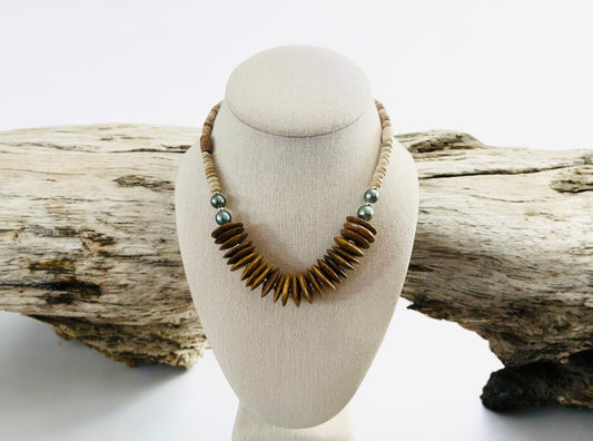 Shoreline Necklace