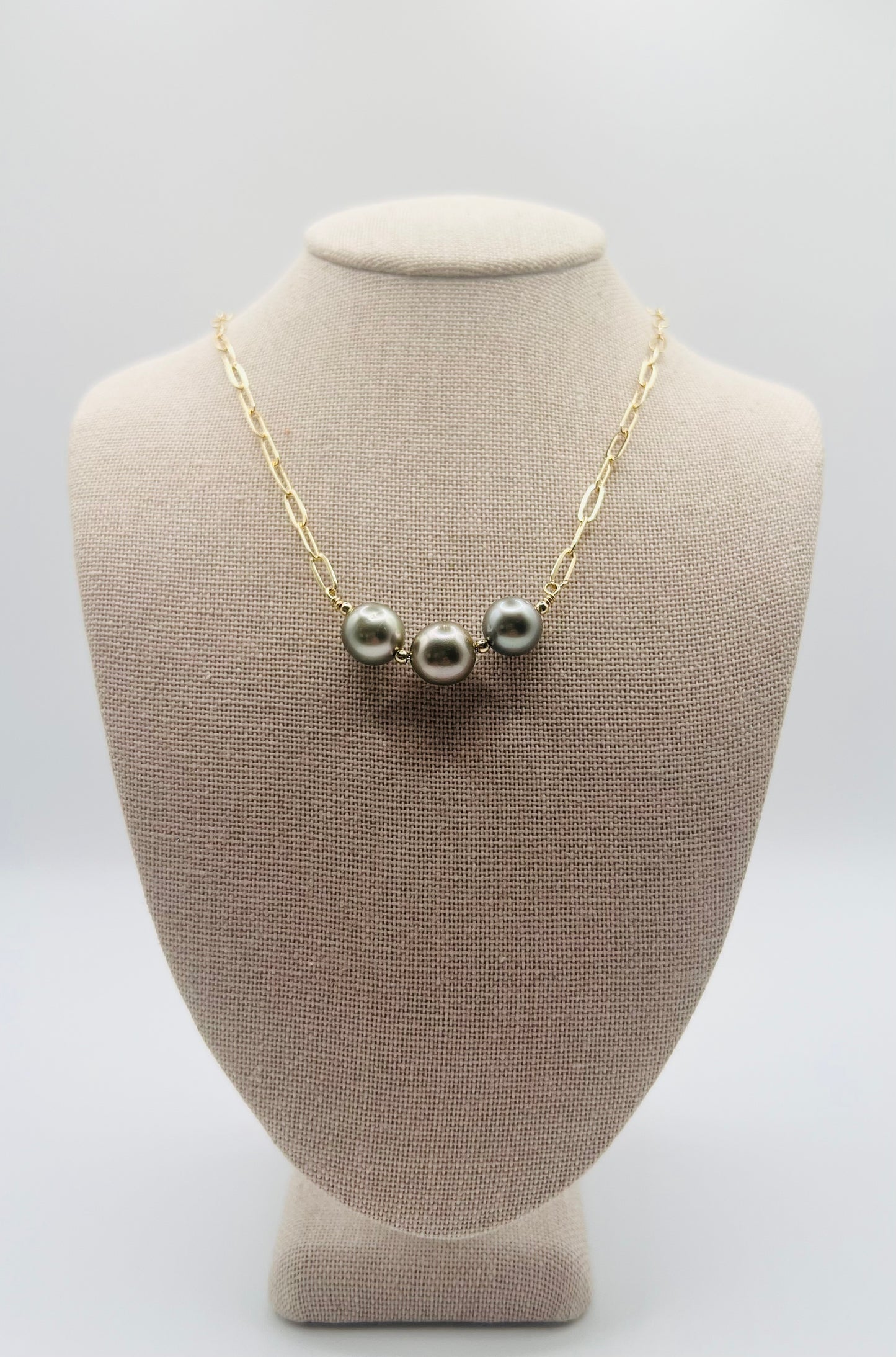 Pastel Tahitian Paperclip Necklace