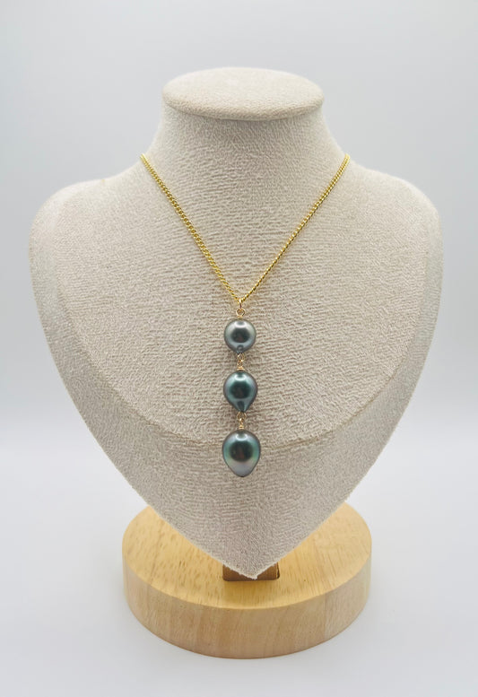 Tahitian Triple Drip Necklace
