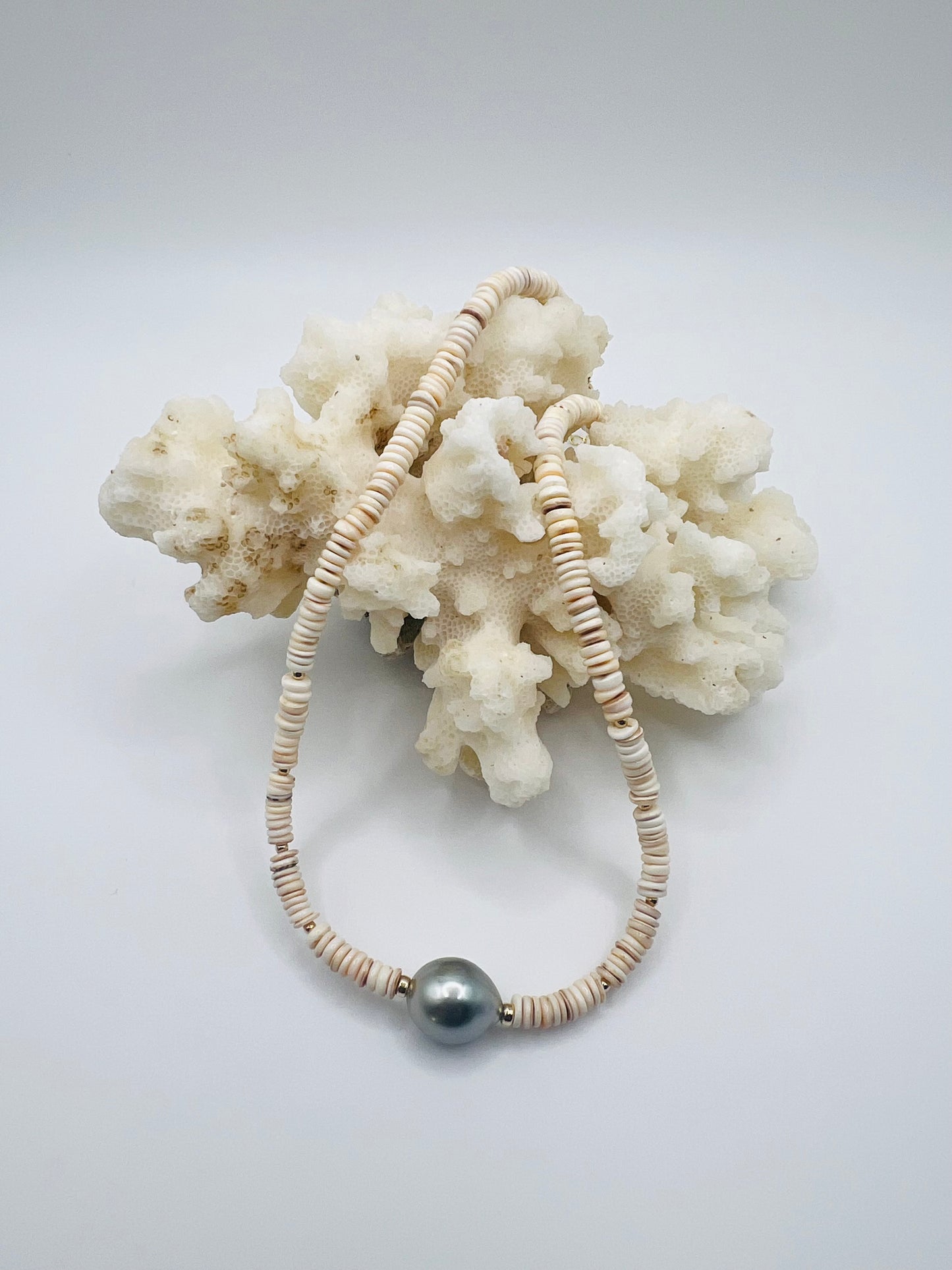 Heishi Shell & Tahitian Choker Necklace