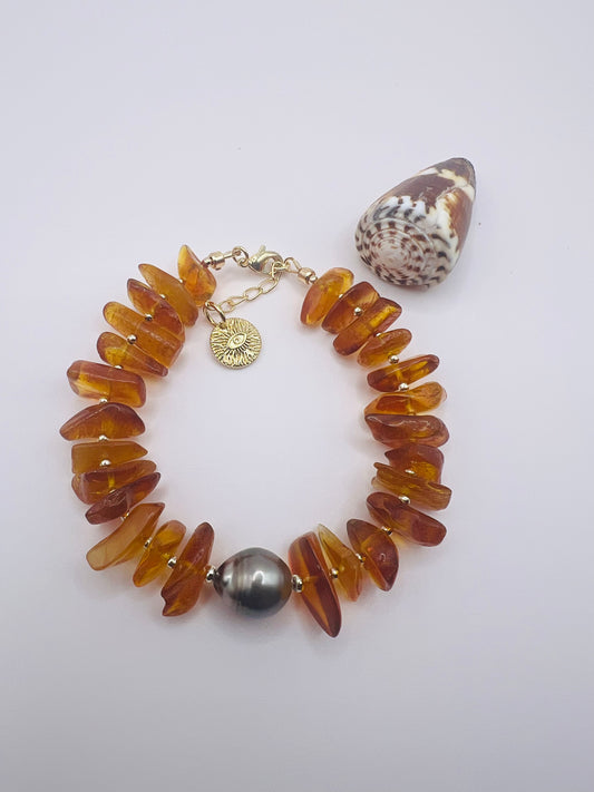 Autumn Tahitian Pearl & Amber Bracelet