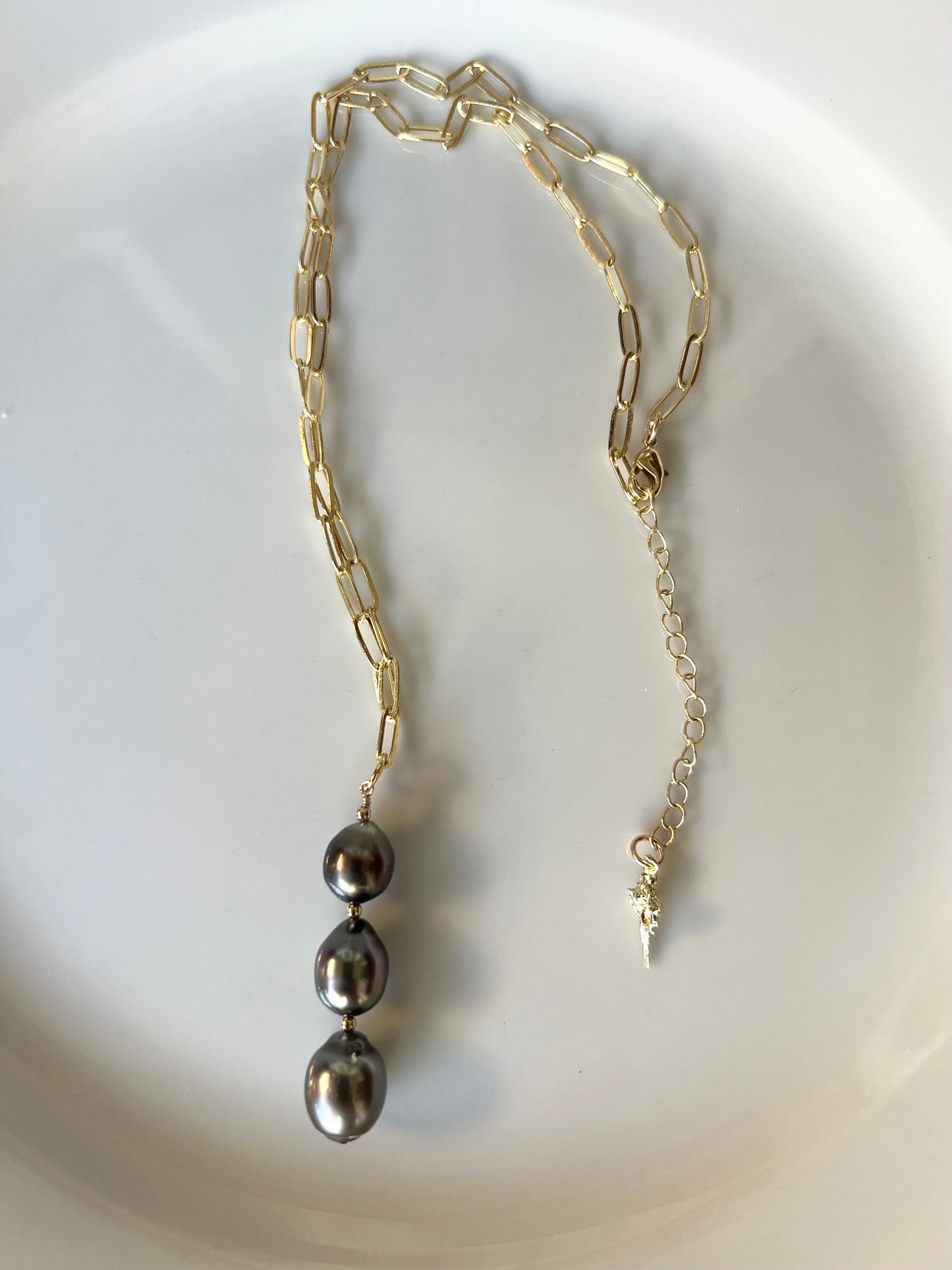 Moody Tahitian Paperclip Necklace