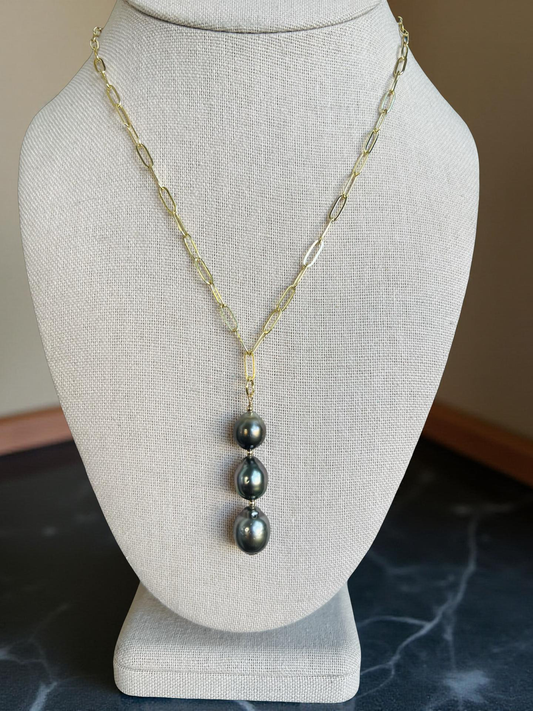 Moody Tahitian Paperclip Necklace