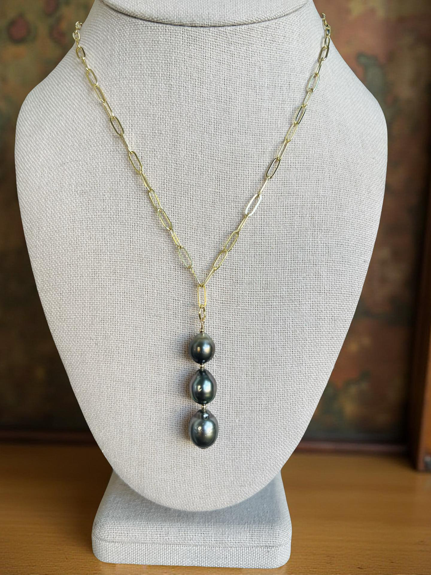 Moody Tahitian Paperclip Necklace