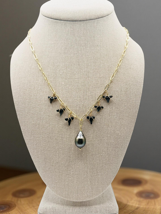 Mano Tahitian Chain Necklace