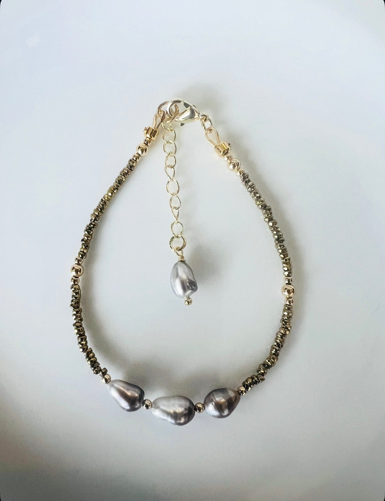 Holiday Keshi Bracelet