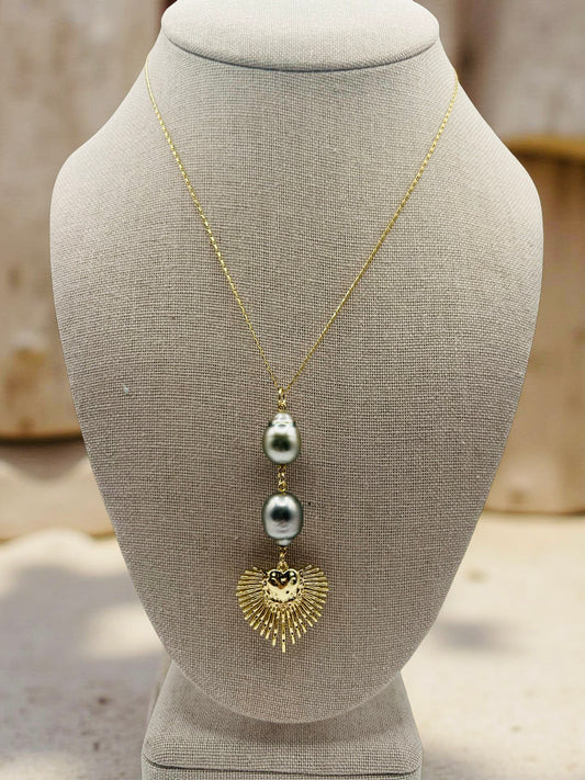 Tahitian Starburst Pendant Necklace