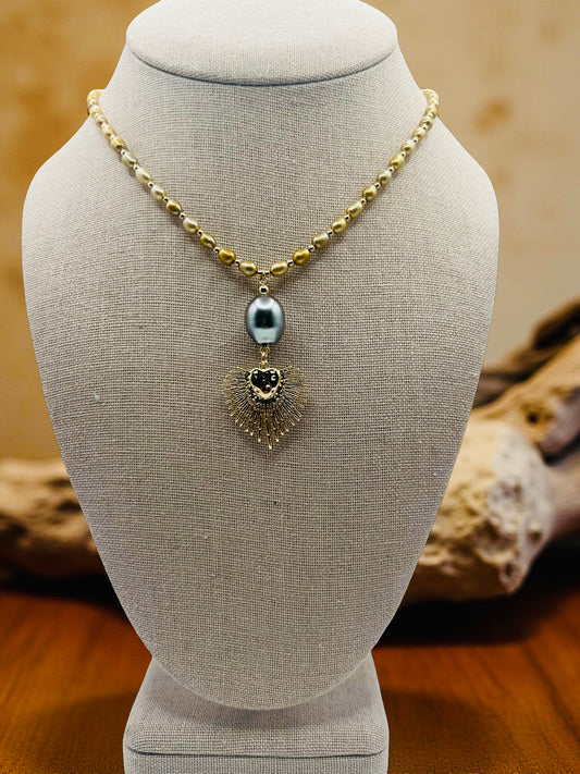Metallic Starburst Necklace