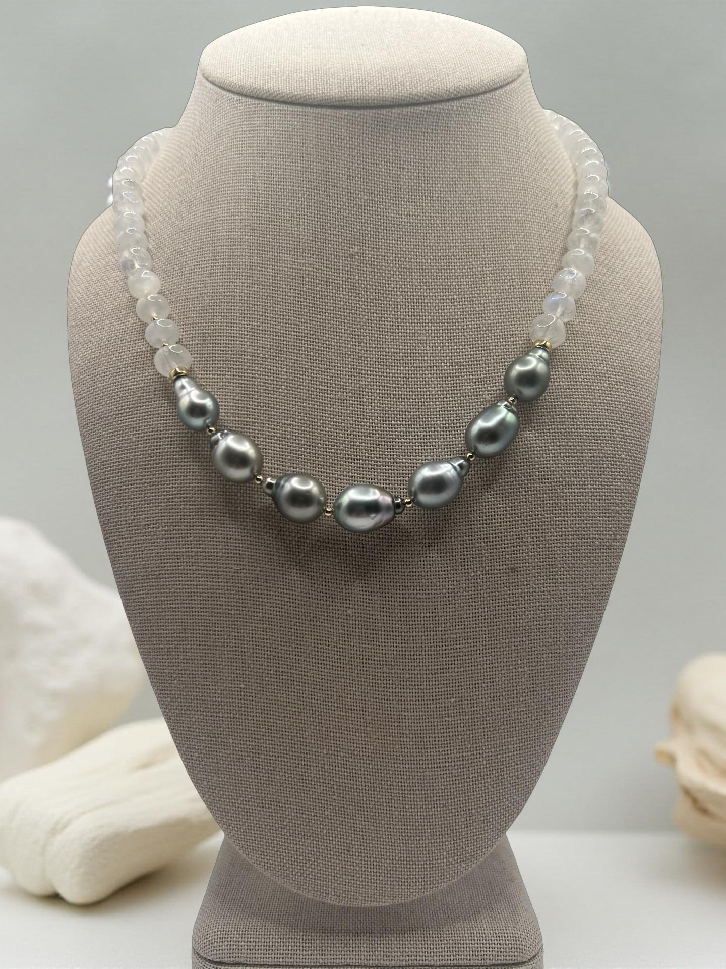 Moonstone & Silver Tahitian Necklace
