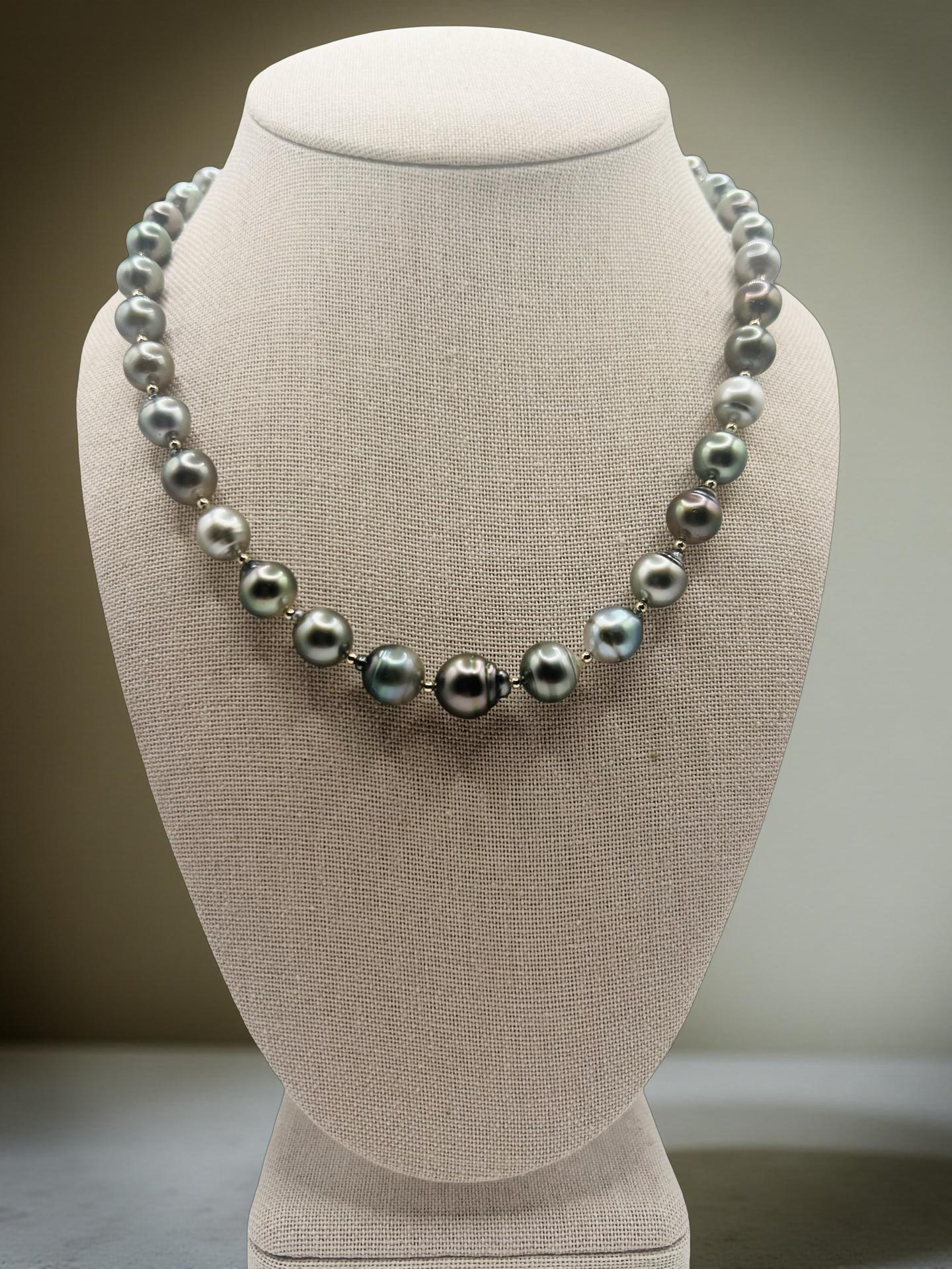 Green Goddess Tahitian Strand