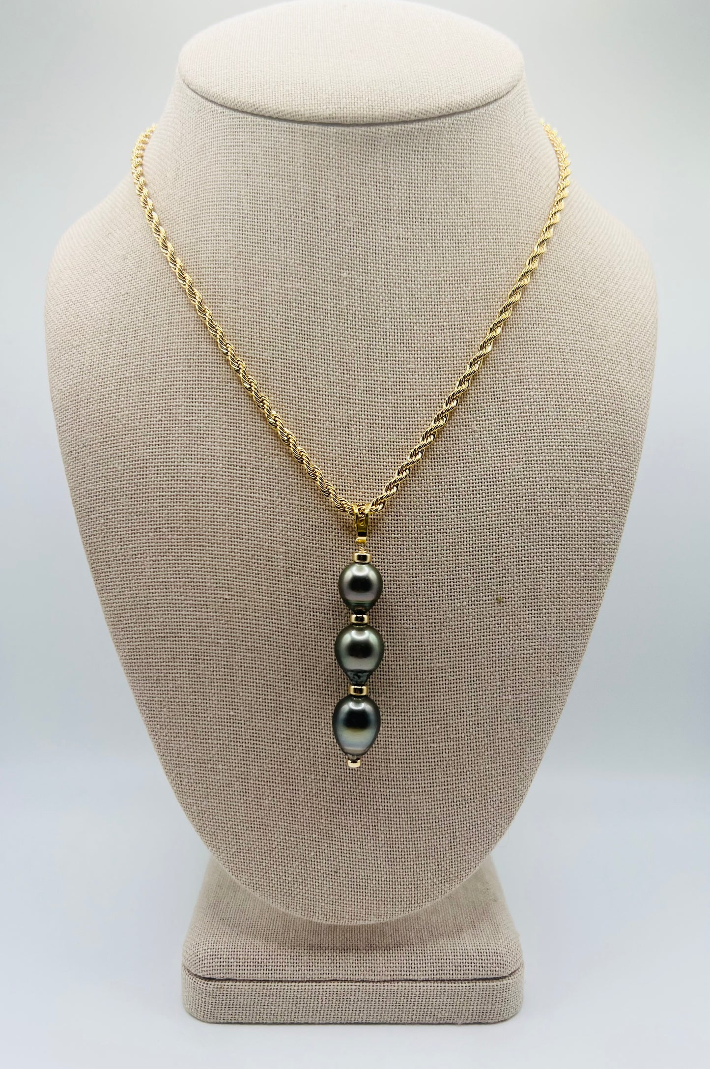 Tahitian Rope Chain Pendant Necklace