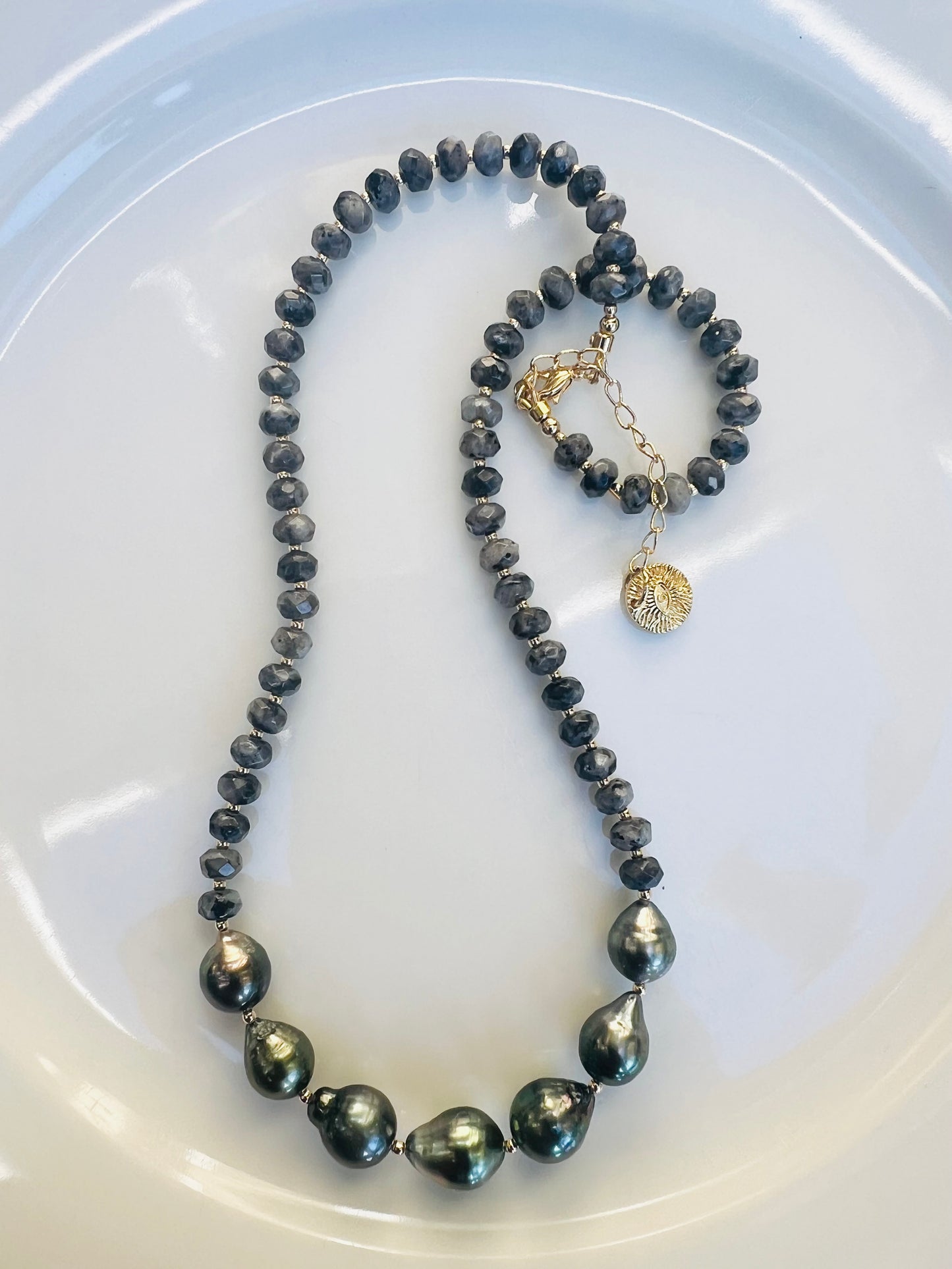 Fa-La-Labradorite Necklace
