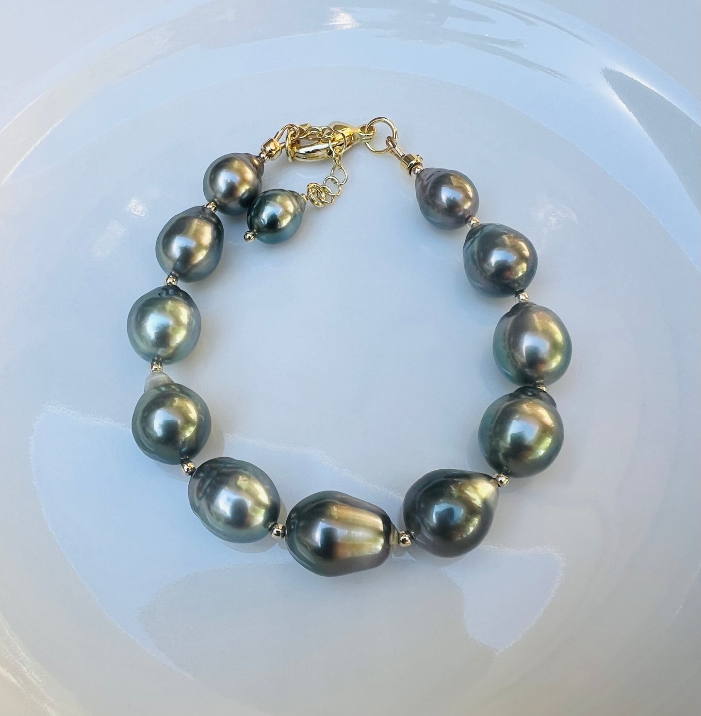 Bold Blue Tahitian Bracelet