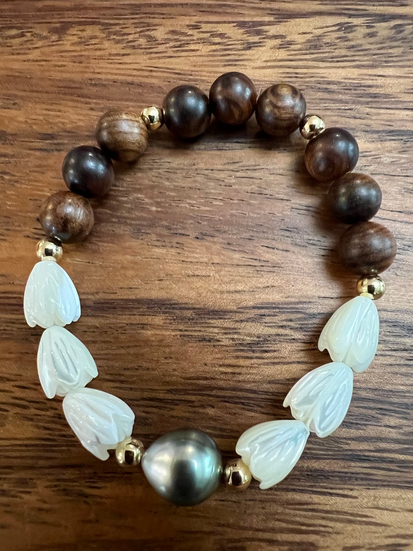 Tahitian Pikake & Rosewood Stretch Bracelet