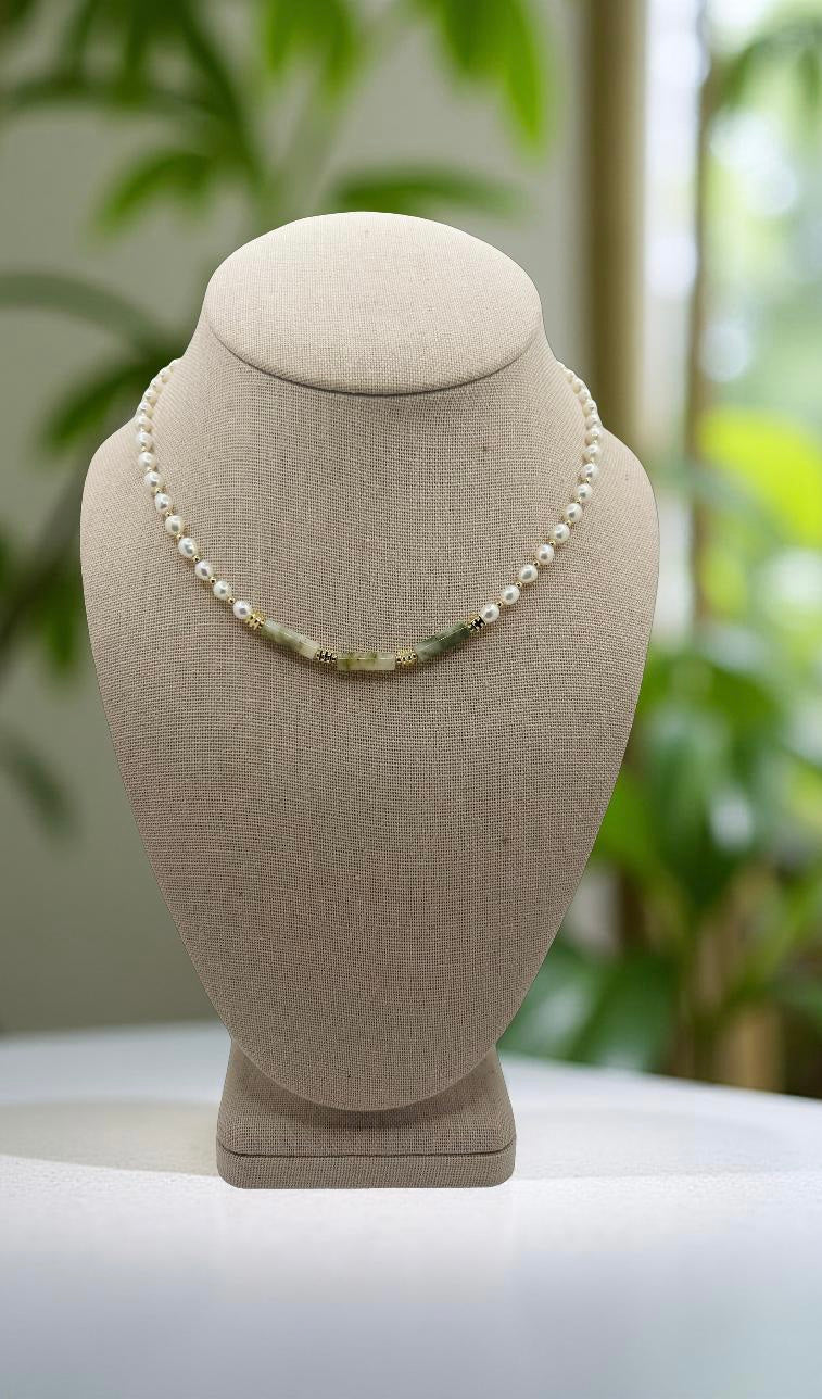 Jade & White Pearl Necklace