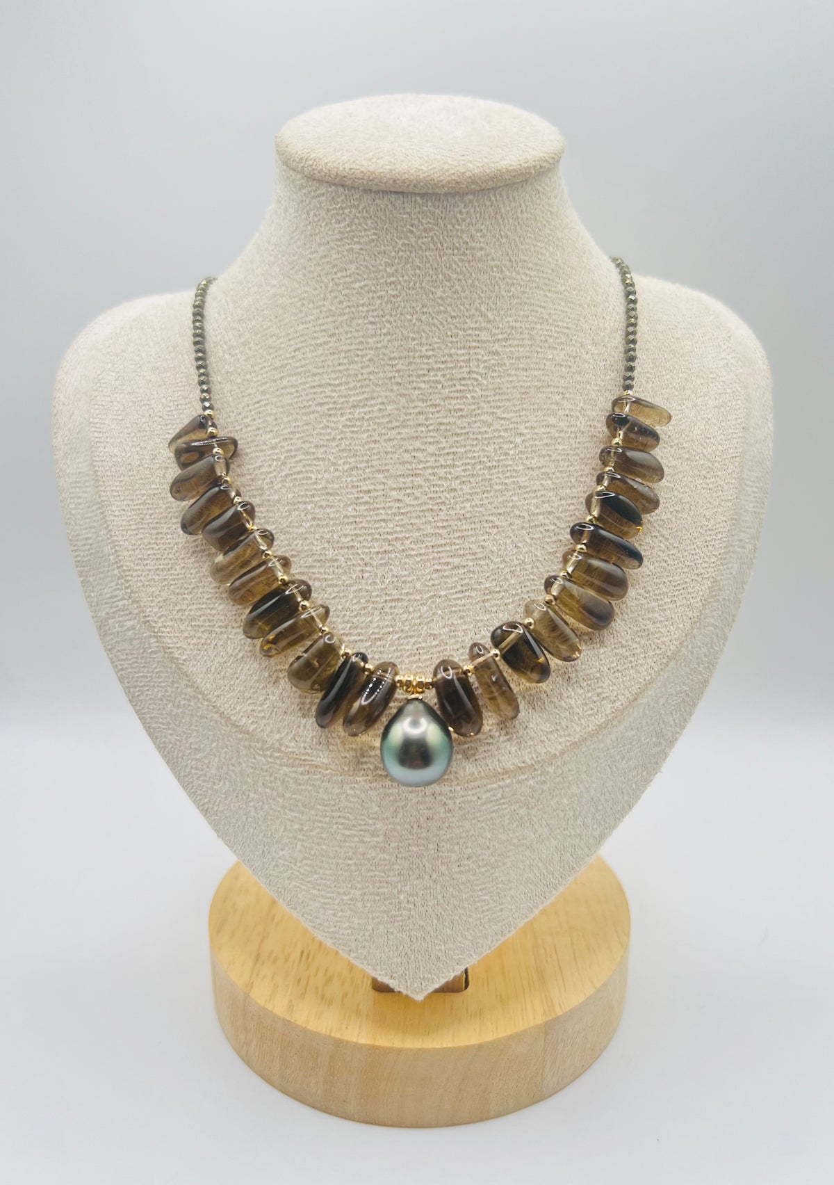Smoky Queen Necklace